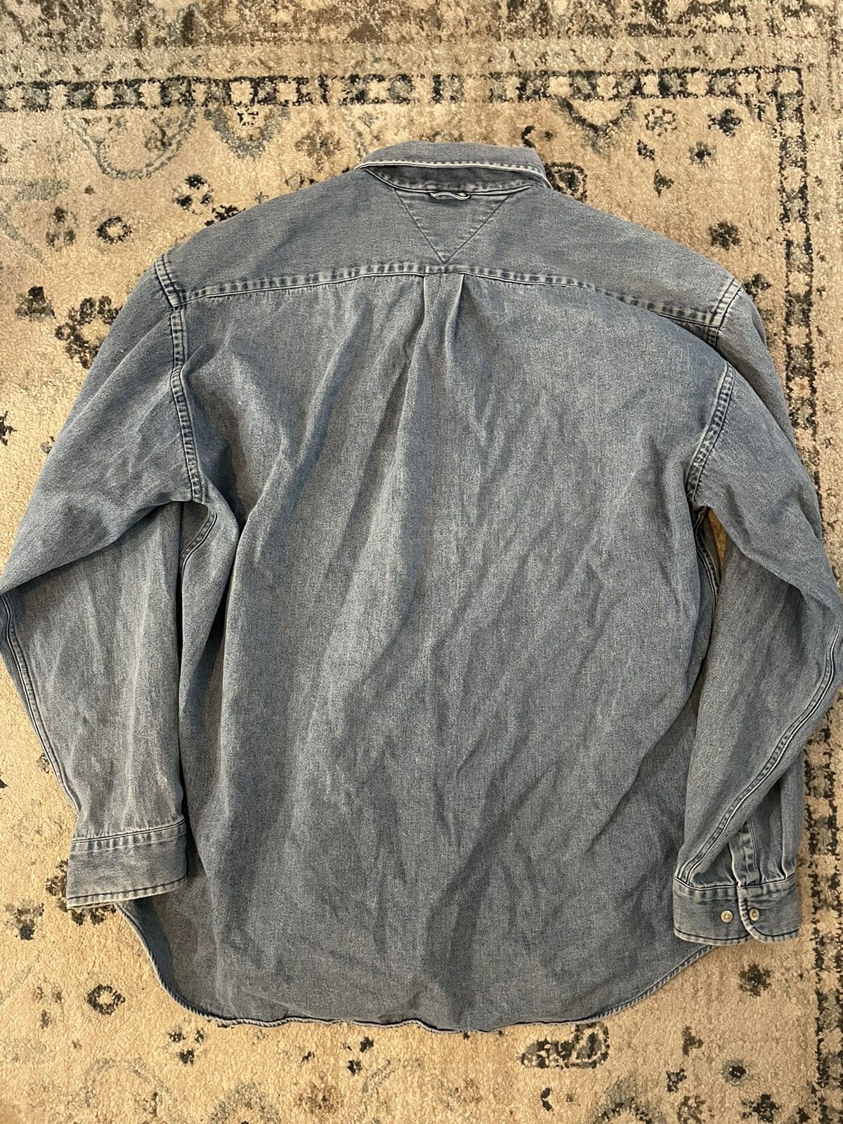 Tommy Hilfiger × Vintage The Iconic Denim Button Down Sport Shirt Size US XL / EU 56 / 4 - 8 Thumbnail