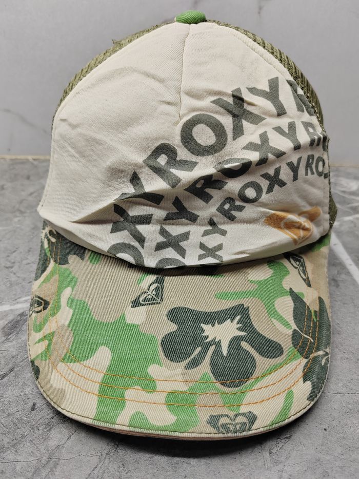 Quicksilver Vintage Roxy Camo Style Trucker Cap Hat Size ONE SIZE - 2 Thumbnail
