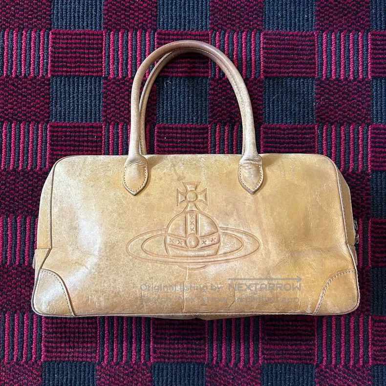 Vivienne Westwood Vivienne Westwood size os Large Saturn Imprinted Square Bag Size ONE SIZE - 1 Thumbnail