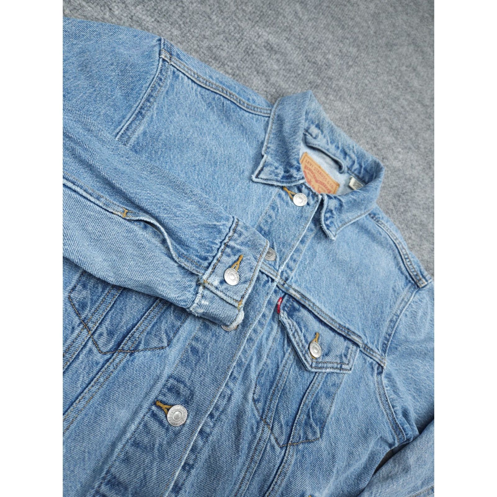 Levi's Levis Jean Jacket Women's XS Blue Denim Distressed Classic Biker 100% Cotton Size 26" / US 2 / IT 38 - 2 Thumbnail