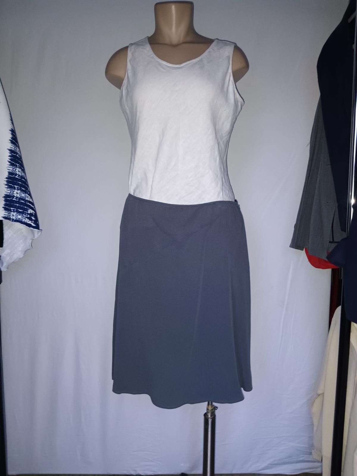 Jones New York Jones New York Women's Gray Skirt Size 38" / US 16 / IT 52 - 1 Thumbnail