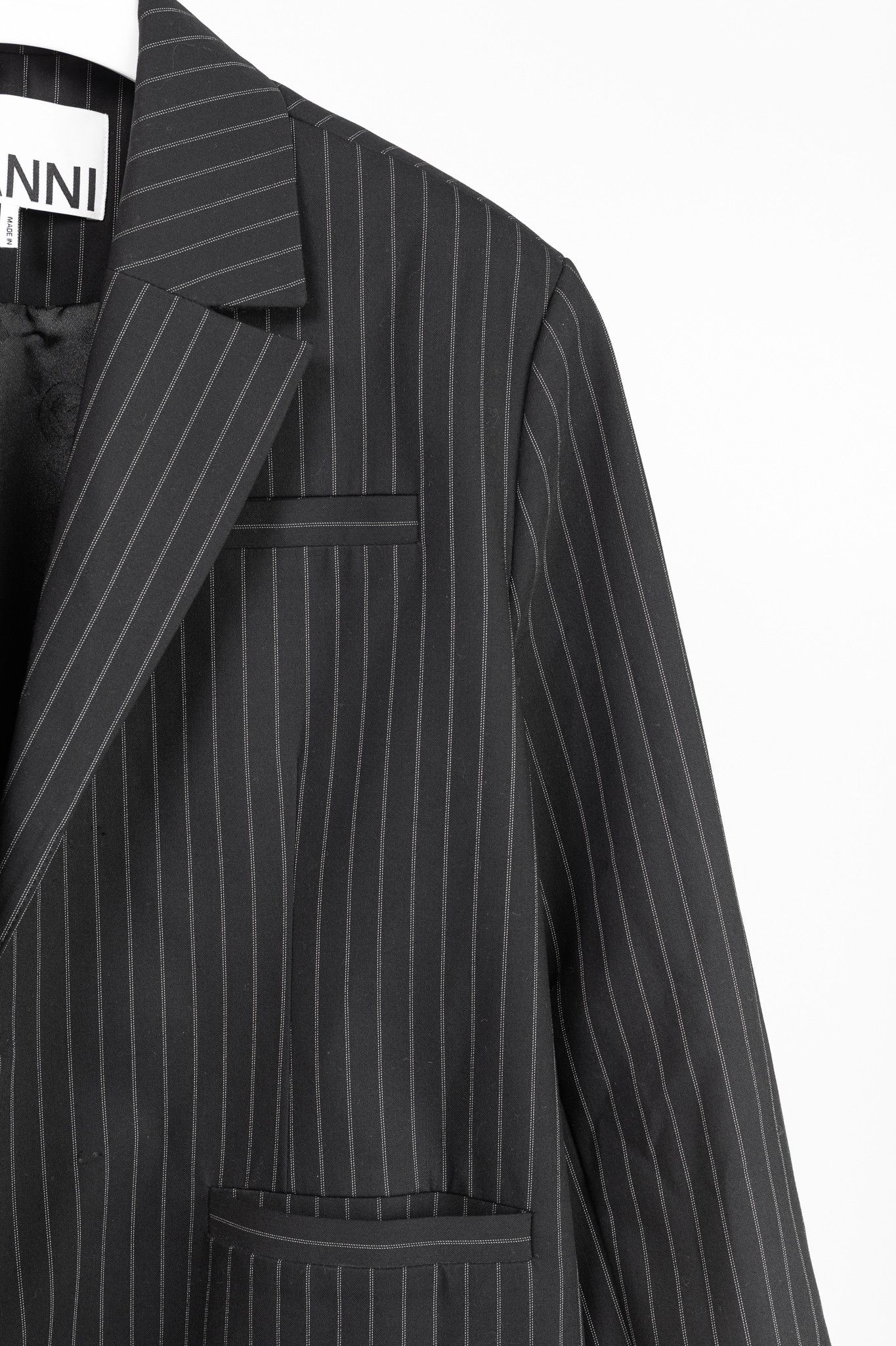 Ganni Ganni Black Pinstripe Oversized Blazer Size S / US 4 / IT 40 - 5 Thumbnail