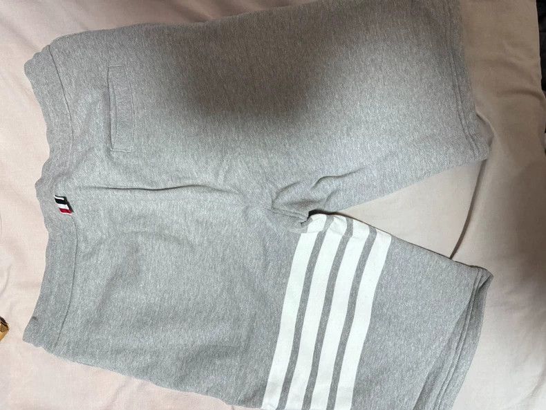 Thom Browne Thom Browne Grey shorts Size US 41 - 2 Thumbnail