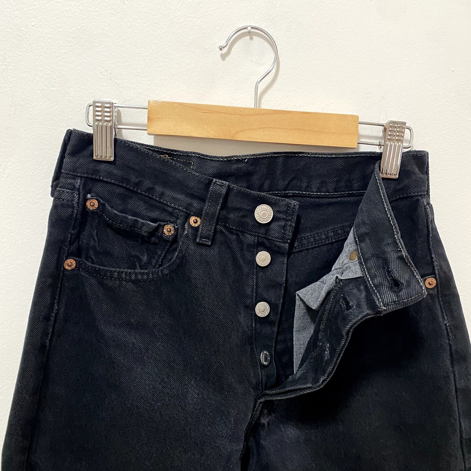 Levi's × Vintage Vintage Levi's 501 Black Denim Jeans Made In USA Punk Grunge Size US 26 / EU 42 - 4 Thumbnail