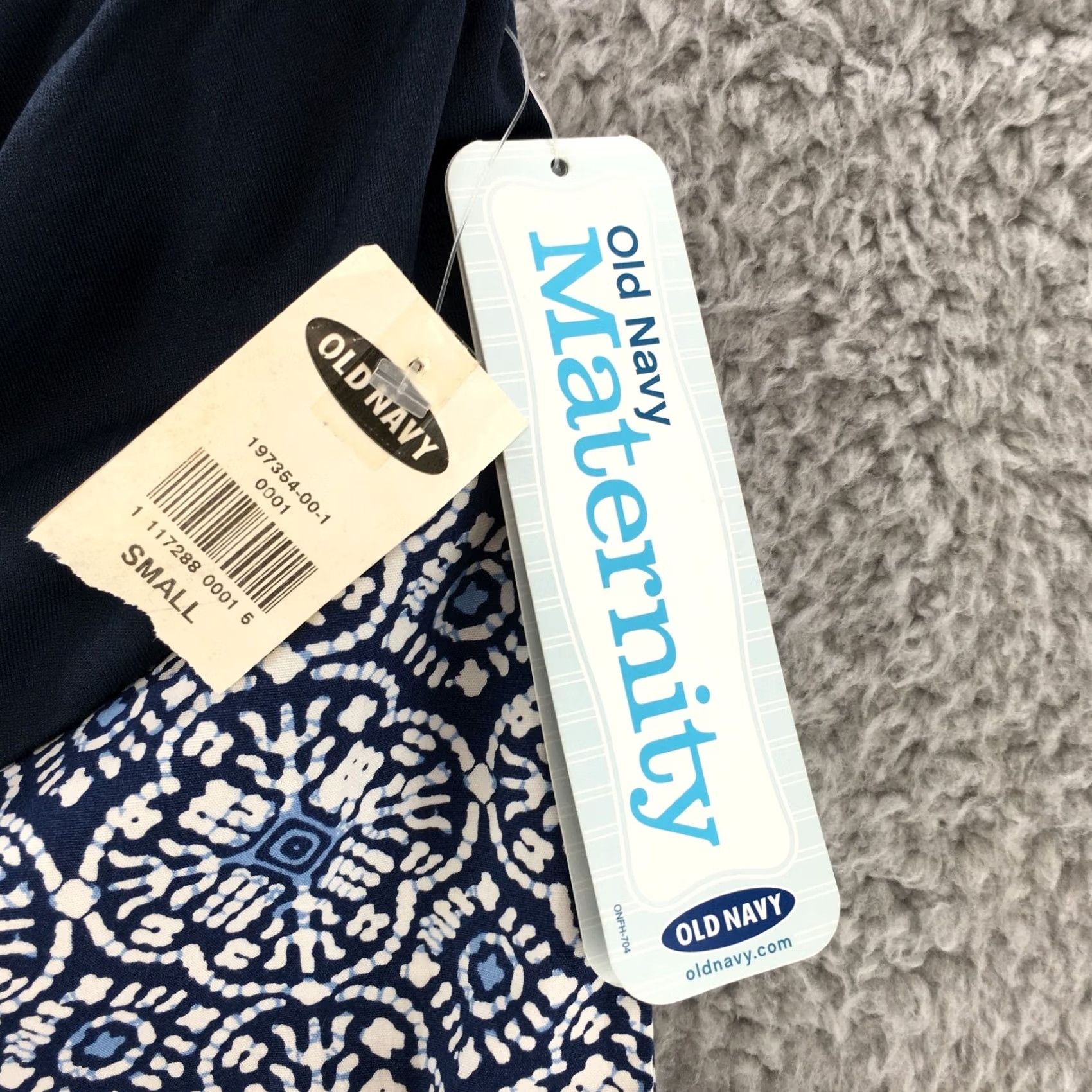 Old Navy Old Navy Maternity Capri Pants Womens Small Elastic Waist NEW Capri Slim Stretch Pull On Blue Geometric 23 Inseam Ladies Size 28" / US 6 / IT 42 - 3 Thumbnail