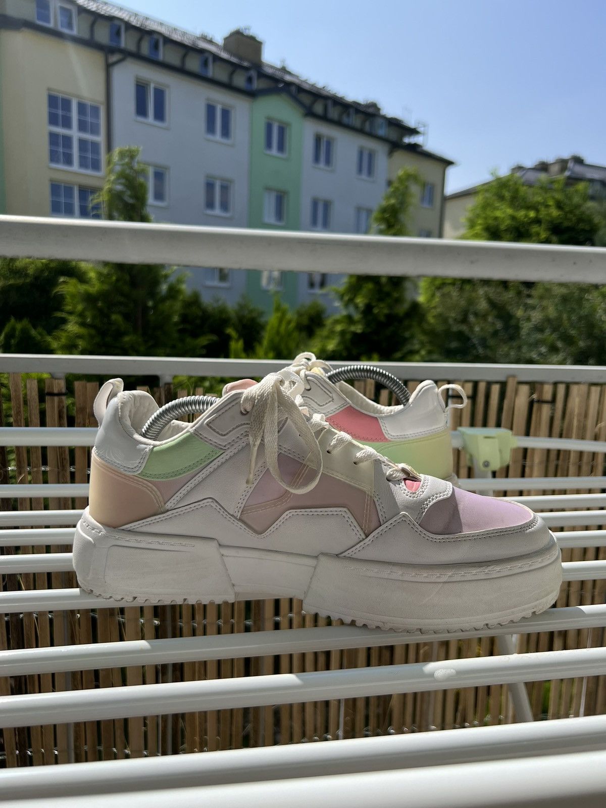 Buffalo London Buffalo RSE V2 Vegan low sneakers US 9 avantgarde casual y2k Size US 9 / IT 39 - 5 Thumbnail