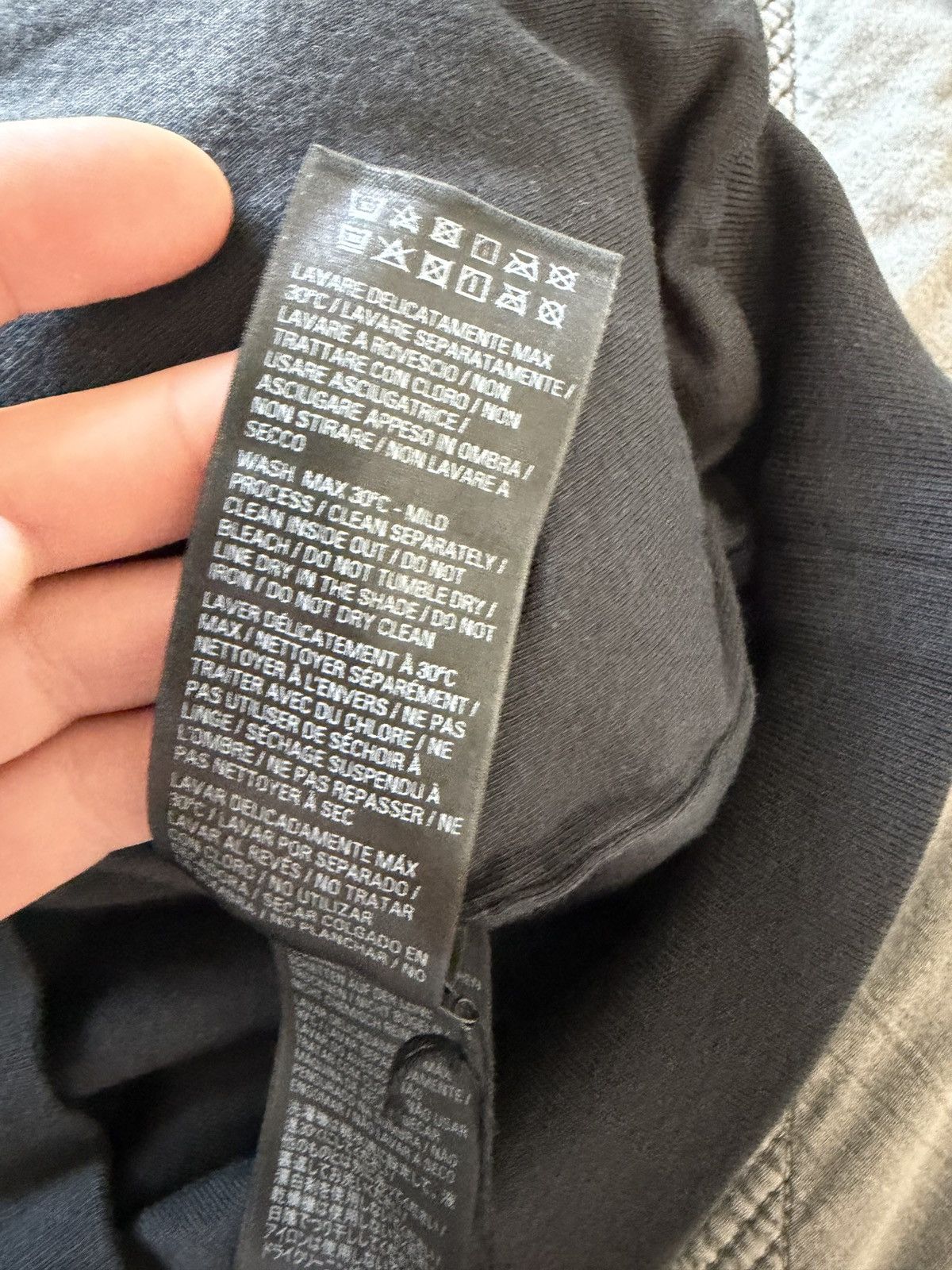 Balenciaga Balenciaga Crest Hoodie Size US M / EU 48-50 / 2 - 7 Thumbnail