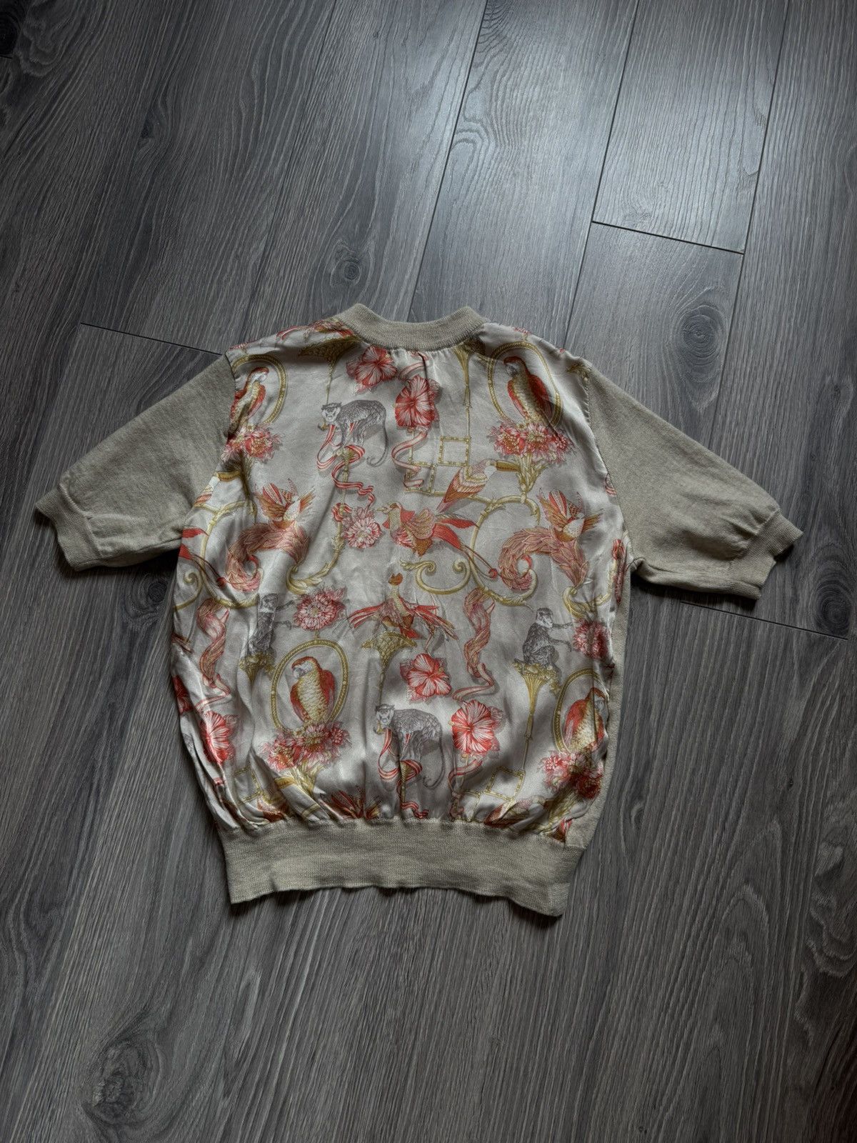 Salvatore Ferragamo Salvatore Ferragamo Wool/Silk Short Sleeve Animal t-shirt Size M / US 6-8 / IT 42-44 - 7 Thumbnail