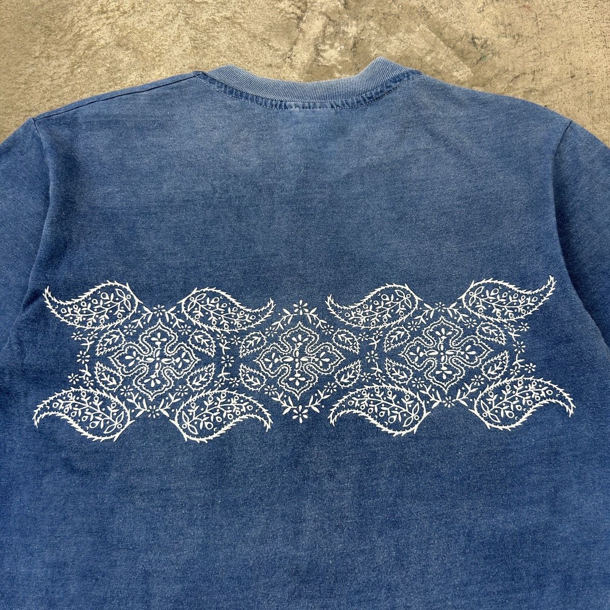 Vintage 1990s Hanes - Pocket Tee Paisley Size US S / EU 44-46 / 1 - 19 Thumbnail