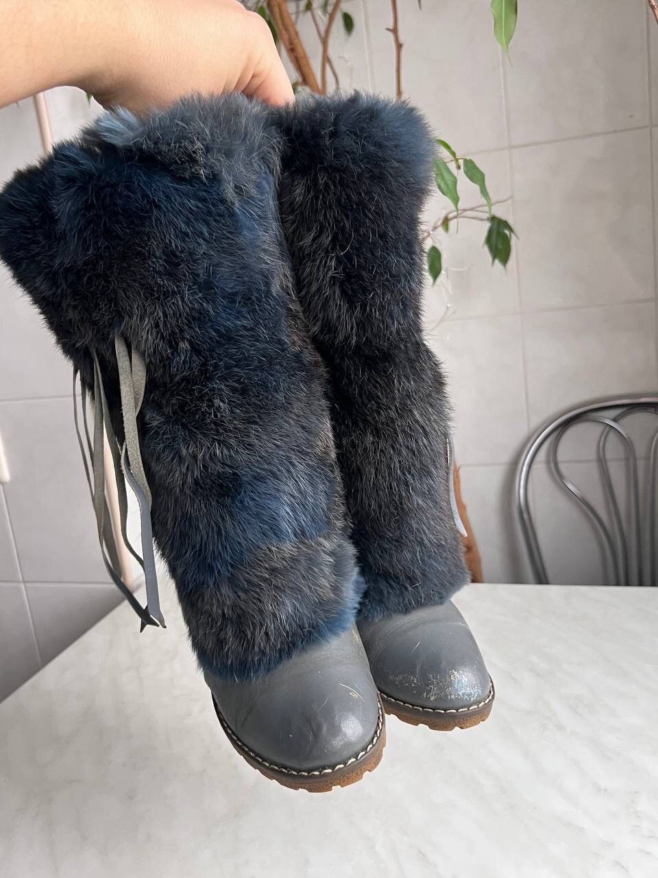 Yeti Fur Yeti Vintage Winter High Platform Boots Y2K 2000s FUR Size US 7 / IT 37 - 5 Thumbnail