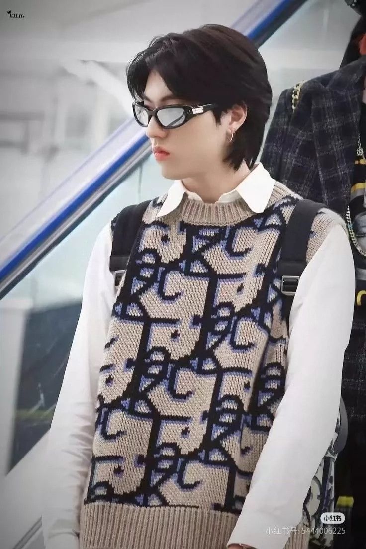 Dior Dior Co-branded Logo pattern cashmere knitted vest Size US S / EU 44-46 / 1 - 7 Thumbnail