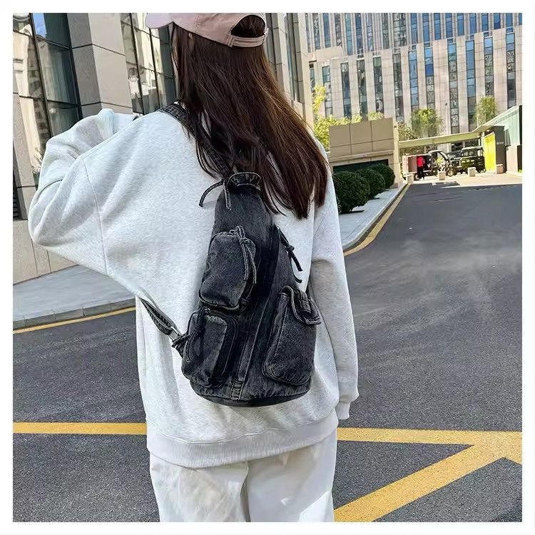 Japanese Brand × Vintage Multi Pocket Crossbody Bag Size ONE SIZE - 2 Thumbnail