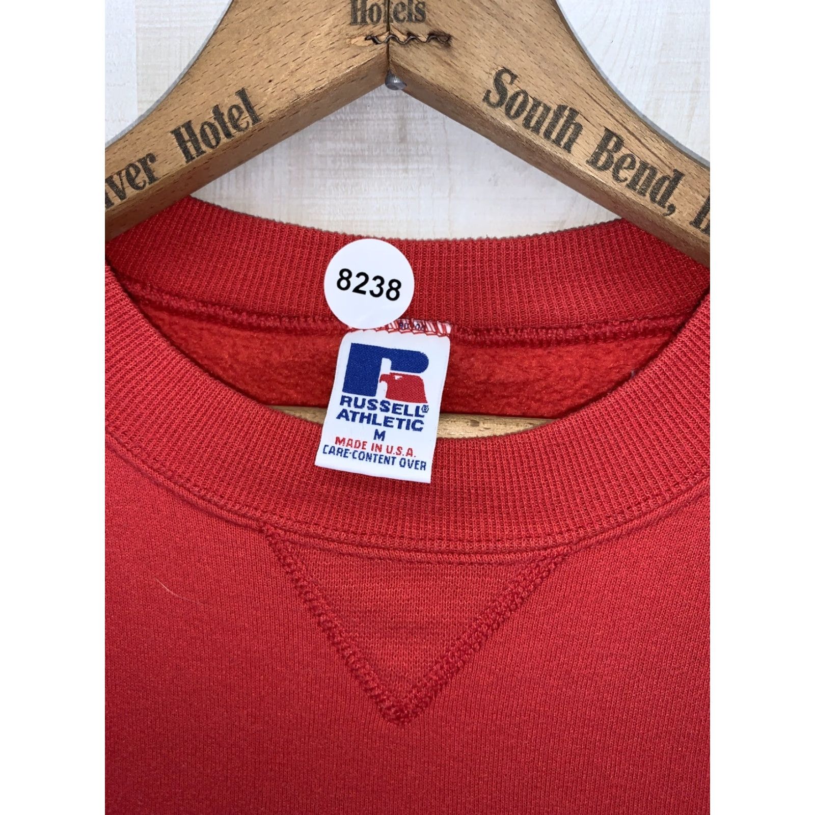 Russell Athletic VINTAGE Russell Athletic Football Sweatshirt Mens Crew Neck Red 1980-90s M Size US M / EU 48-50 / 2 - 3 Thumbnail