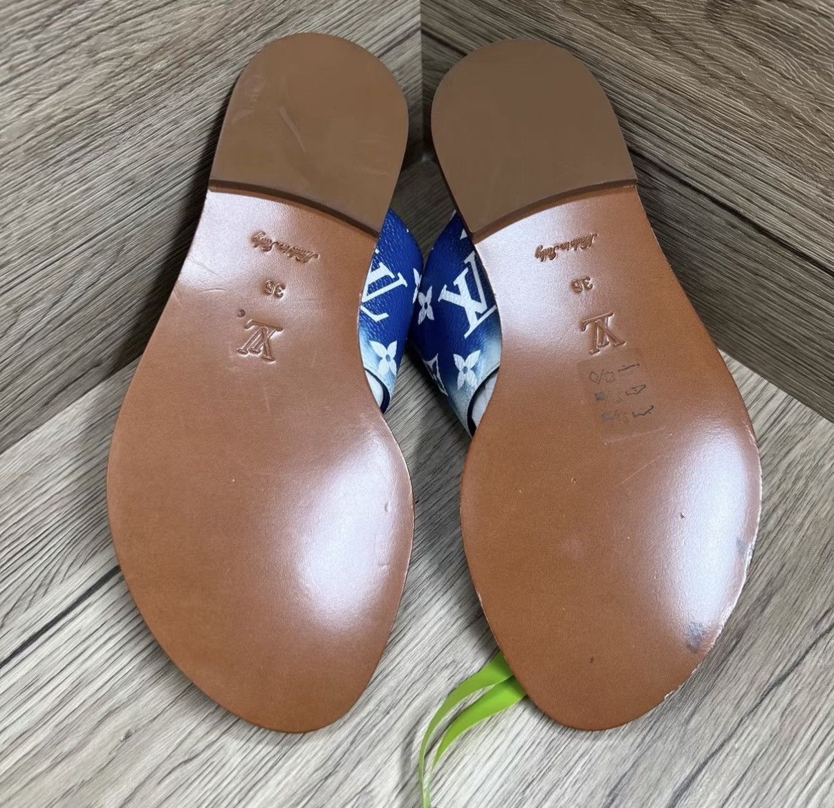 Louis Vuitton Louis Vuitton Palma Blue & White Monogram Thong Slippers J41 Size US 5 / IT 35 - 5 Thumbnail