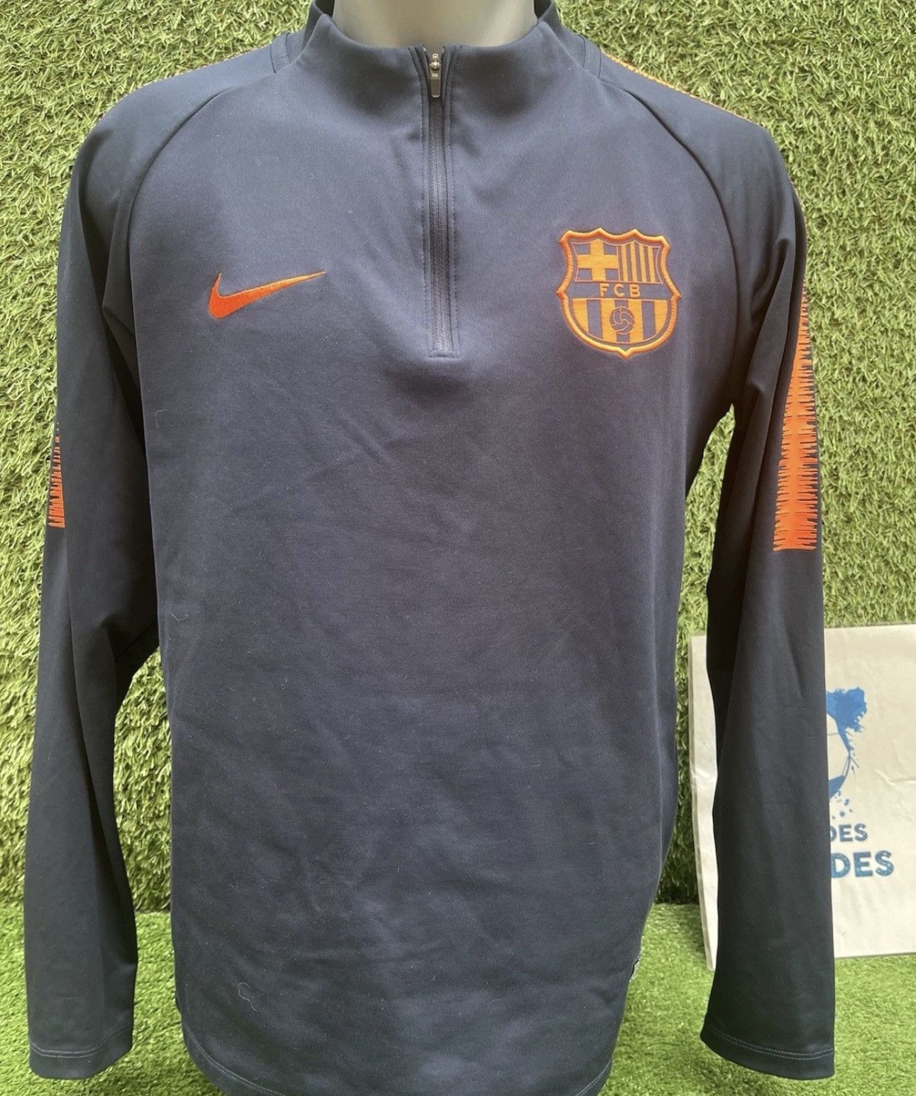 Nike Sweat shirt barcelone Size US M / EU 48-50 / 2 - 1 Thumbnail