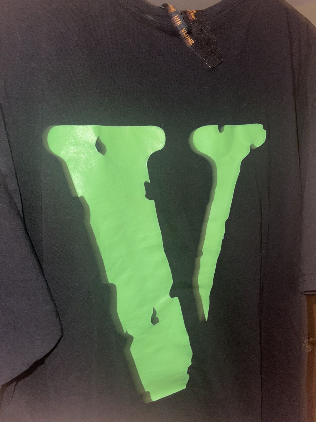Vlone Vlone no friends T shirt Size US XXL / EU 58 / 5 - 3 Thumbnail