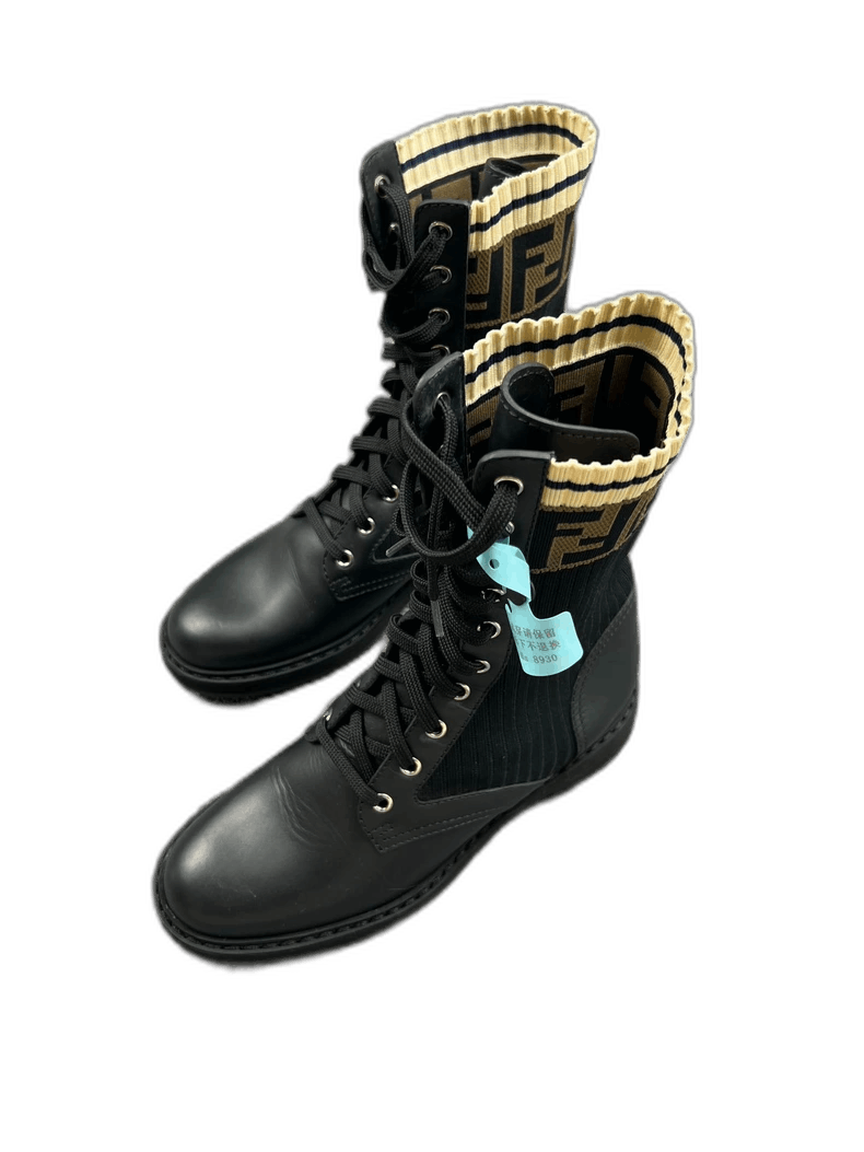 Fendi Fendi Classic Logo Short Boots Size 37 Size US 7.5 / EU 40-41 - 1 Thumbnail