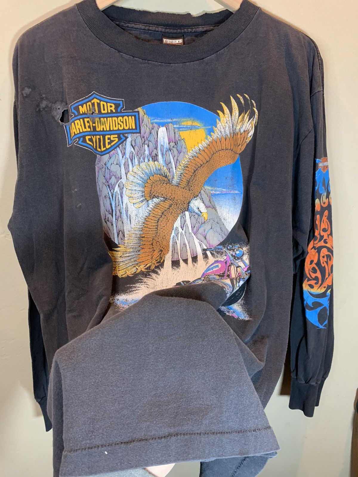 Harley Davidson × Vintage *RARE* Vintage Harley Davidson Eagle Flame Sleeve LS Shirt Size US L / EU 52-54 / 3 - 5 Thumbnail