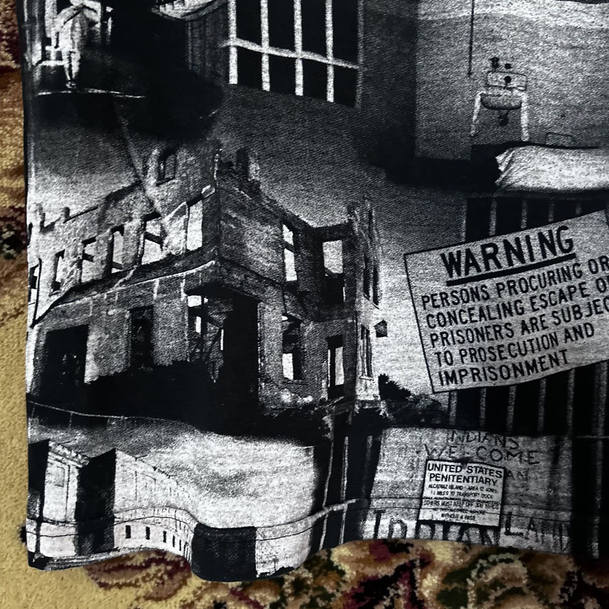 Japanese Brand Vintage All over print PROPERTY OF ALCATRAZ AOP Shirt Size US S / EU 44-46 / 1 - 7 Thumbnail