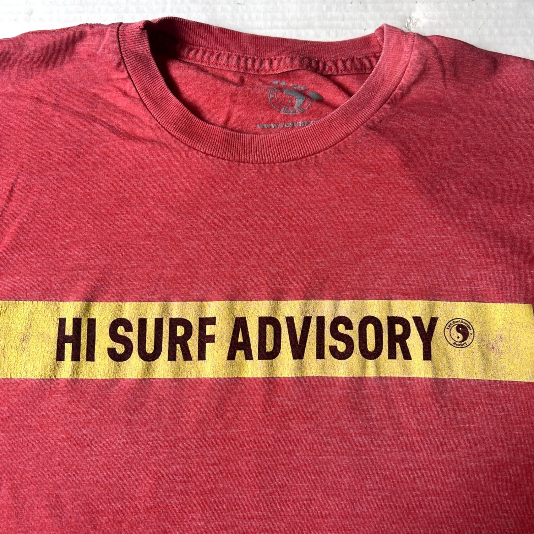 4SDESIGNS VINTAGE T&C Surf Designs Shirt Men Large Pink HI Surf Advisory Hawaii Surfer Graphic Print 90s 2000s Size US L / EU 52-54 / 3 - 2 Thumbnail