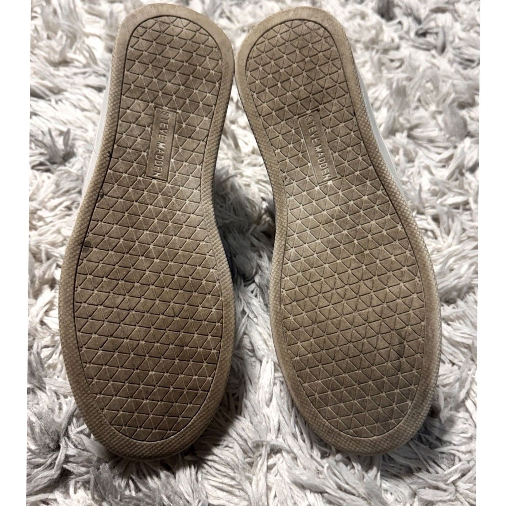 Steve Madden STEVE MADDEN Brad Sneaker Women's Size 8 Gray Size US 8 / IT 38 - 4 Thumbnail