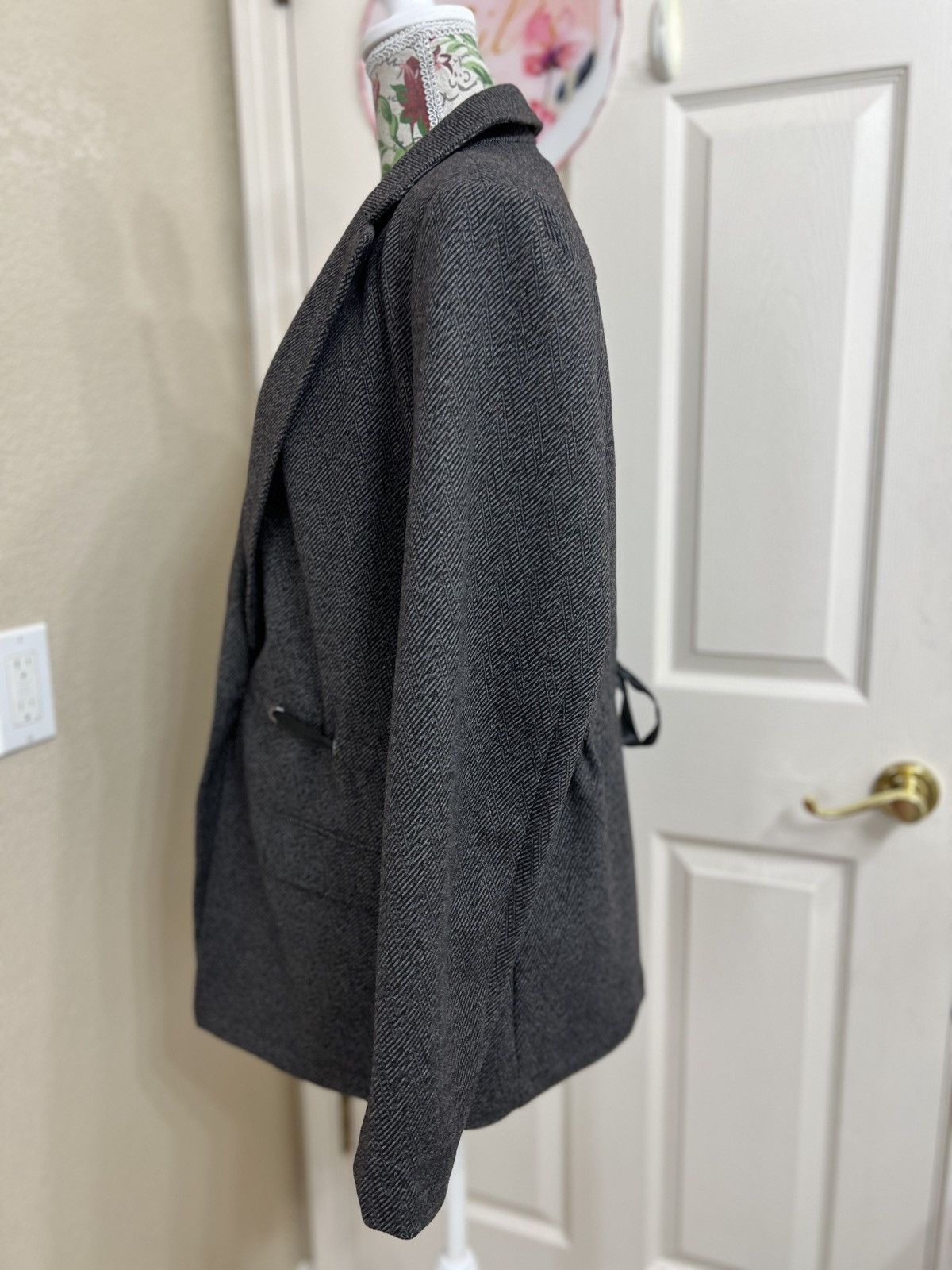White House Black Market White House black market gray Blazer size XL Size XL / US 12-14 / IT 48-50 - 4 Thumbnail