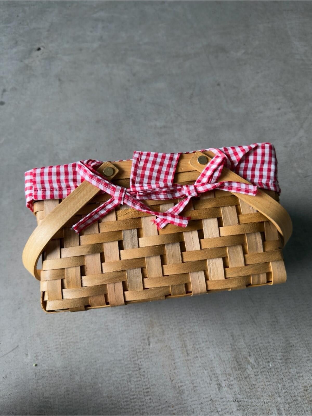 Other Woven Picnic Basket / Gingham Lined / Wooden Handle / Red Size ONE SIZE - 9 Thumbnail