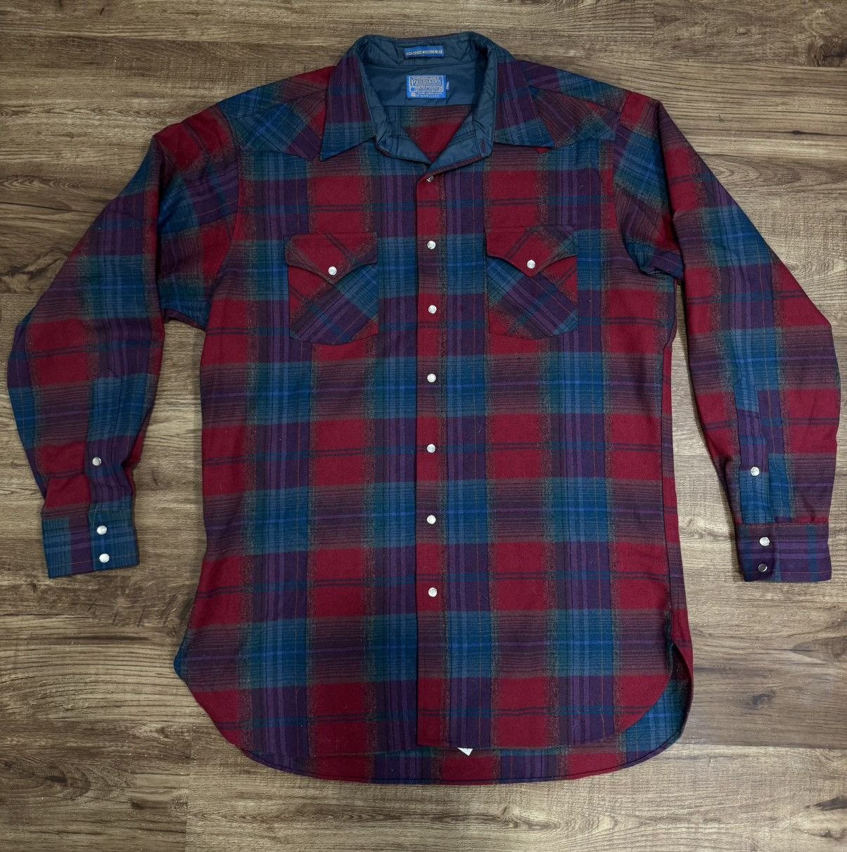 Pendleton Pendleton Button Up 100% pure virgin wool Size XL tall Size US XL / EU 56 / 4 - 1 Thumbnail