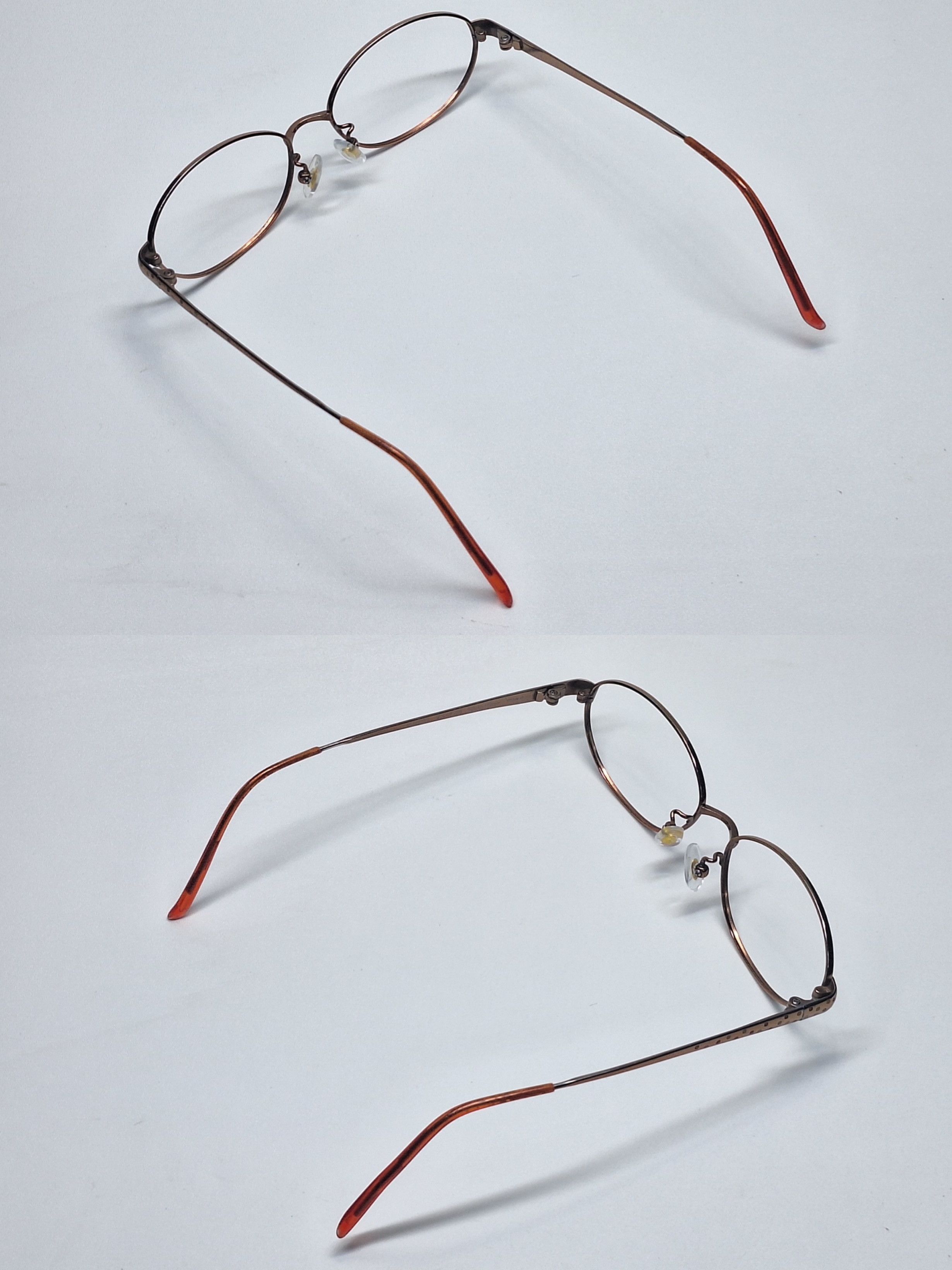 Other ELLE EL25916E TITAN-P Pure Titanium Gold Oval Eyeglass Frame Size ONE SIZE - 4 Thumbnail