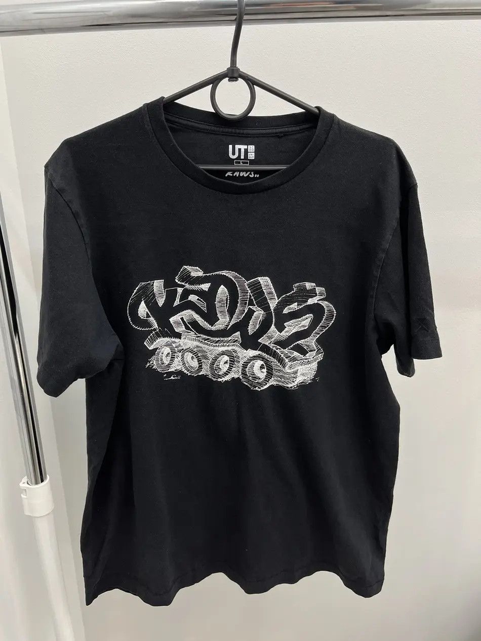 Kaws × Uniqlo Kaws x Uniqlo Graffiti Printed Cotton Tee Size US L / EU 52-54 / 3 - 1 Thumbnail