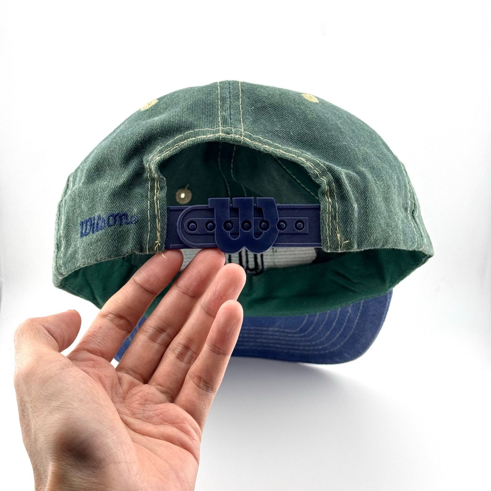 Wilson Vintage Wilson Cap Unique W Snap Closure 90s Hat Retro Cap Size ONE SIZE - 1 Thumbnail