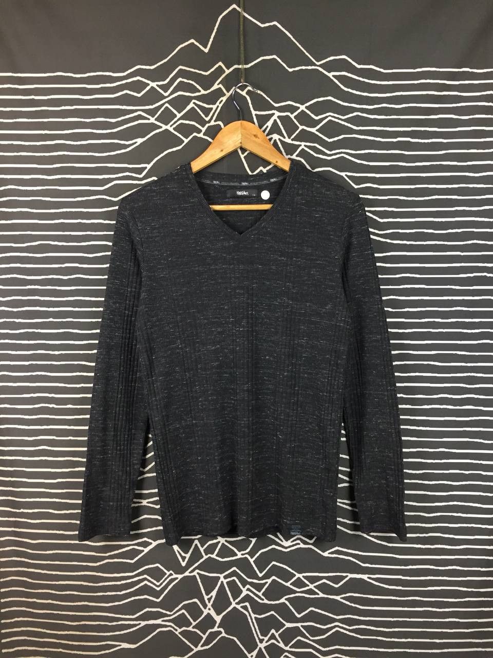 Mossimo Mossimo Black Ribbed V-Neck Long Sleeve Thermal Knit Tee Size US S / EU 44-46 / 1 - 2 Thumbnail