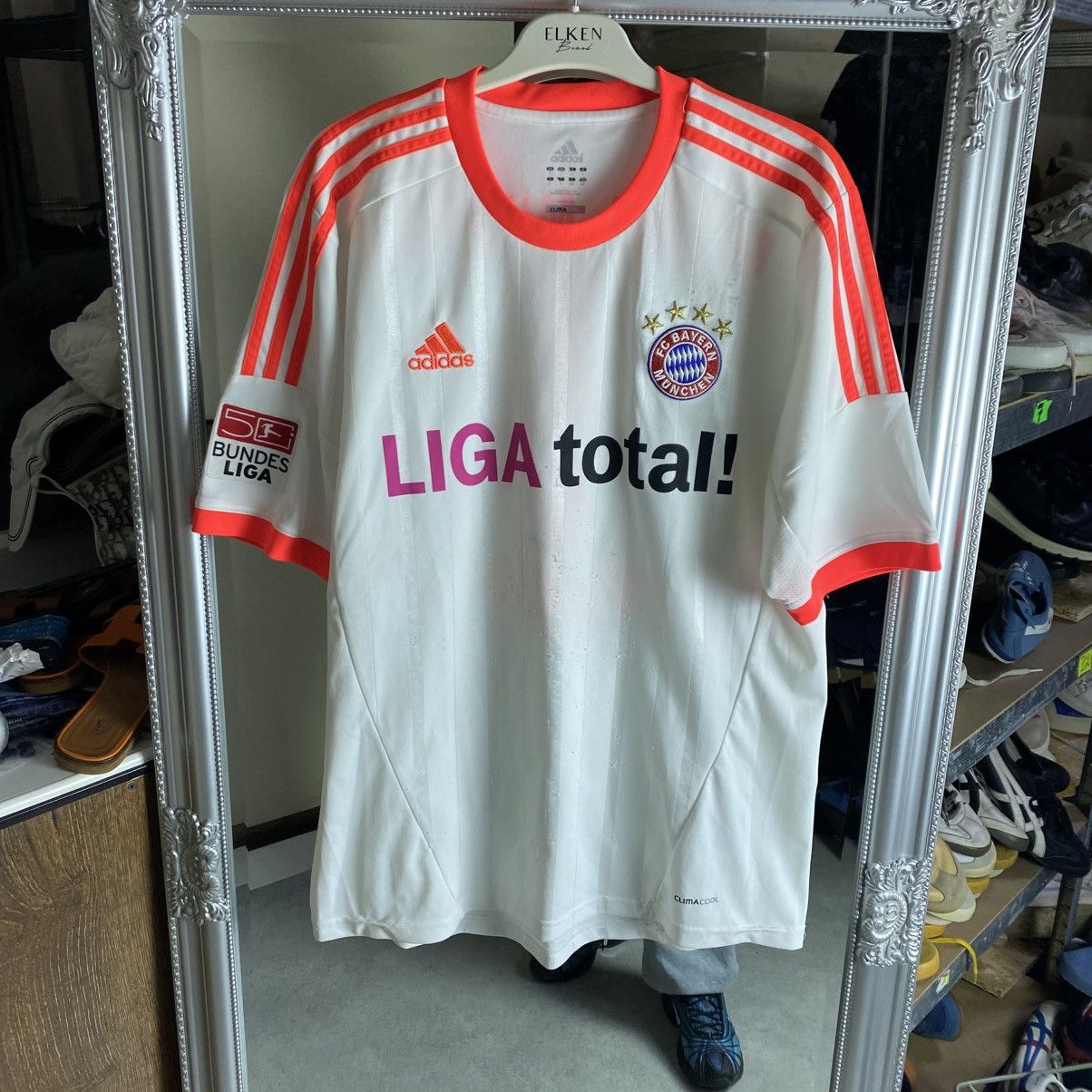 Adidas Vintage Adidas Germany 1 Neuer Rare Soccer Jersey Blokecore Size US L / EU 52-54 / 3 - 6 Thumbnail