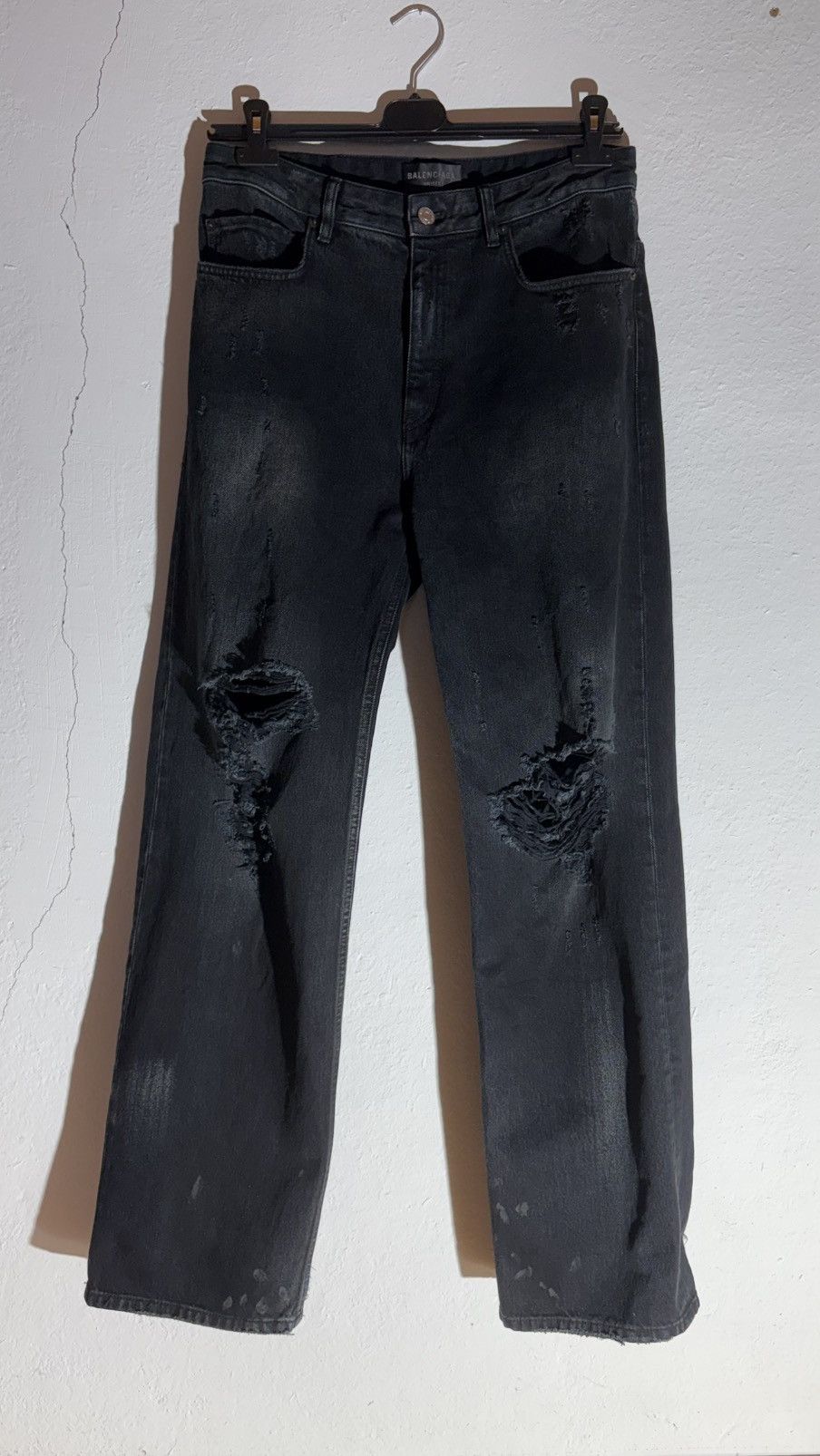 Balenciaga balenciaga black distressed 2022 mud denim Size US 32 / EU 48 - 1 Thumbnail