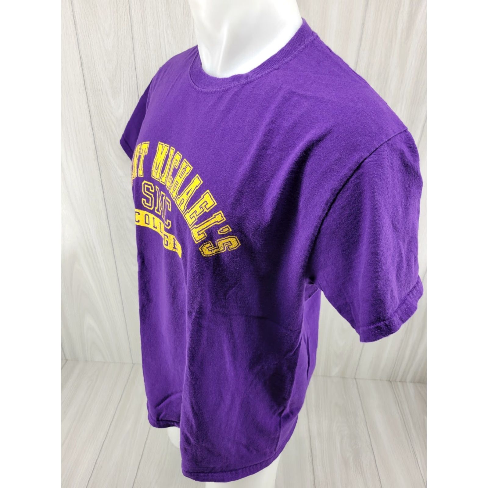 Vintage Saint Michaels College SMC T-Shirt Adult Large Purple Short Sleeve MV Sport Logo Size US L / EU 52-54 / 3 - 4 Thumbnail