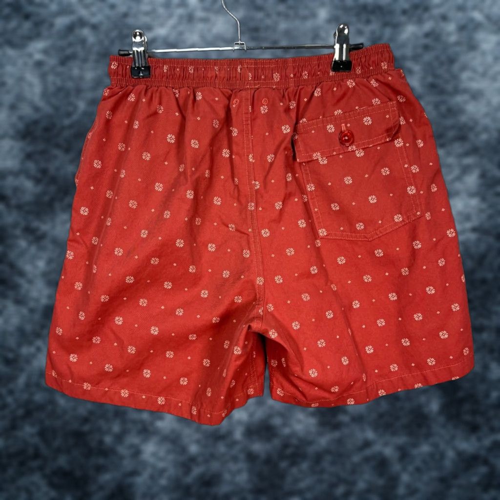 Vintage Mollusk Womens Large Red Elastic Waist Shorts Bermuda Cotton Blend Floral Pattern Size 36" / US 14 / IT 50 - 1 Thumbnail