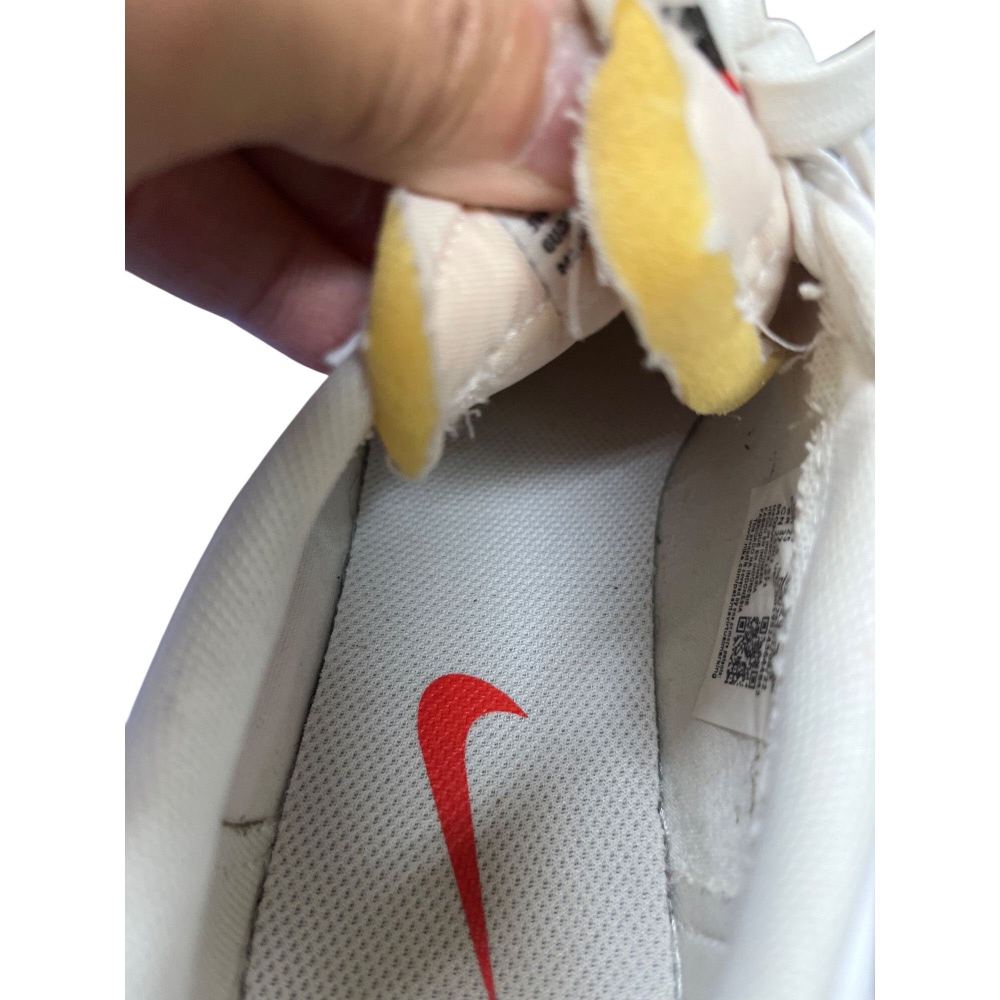 Nike Nike Blazer low wms white pink platform sneakers shoes sz 8 Size US 8 / IT 38 - 7 Thumbnail