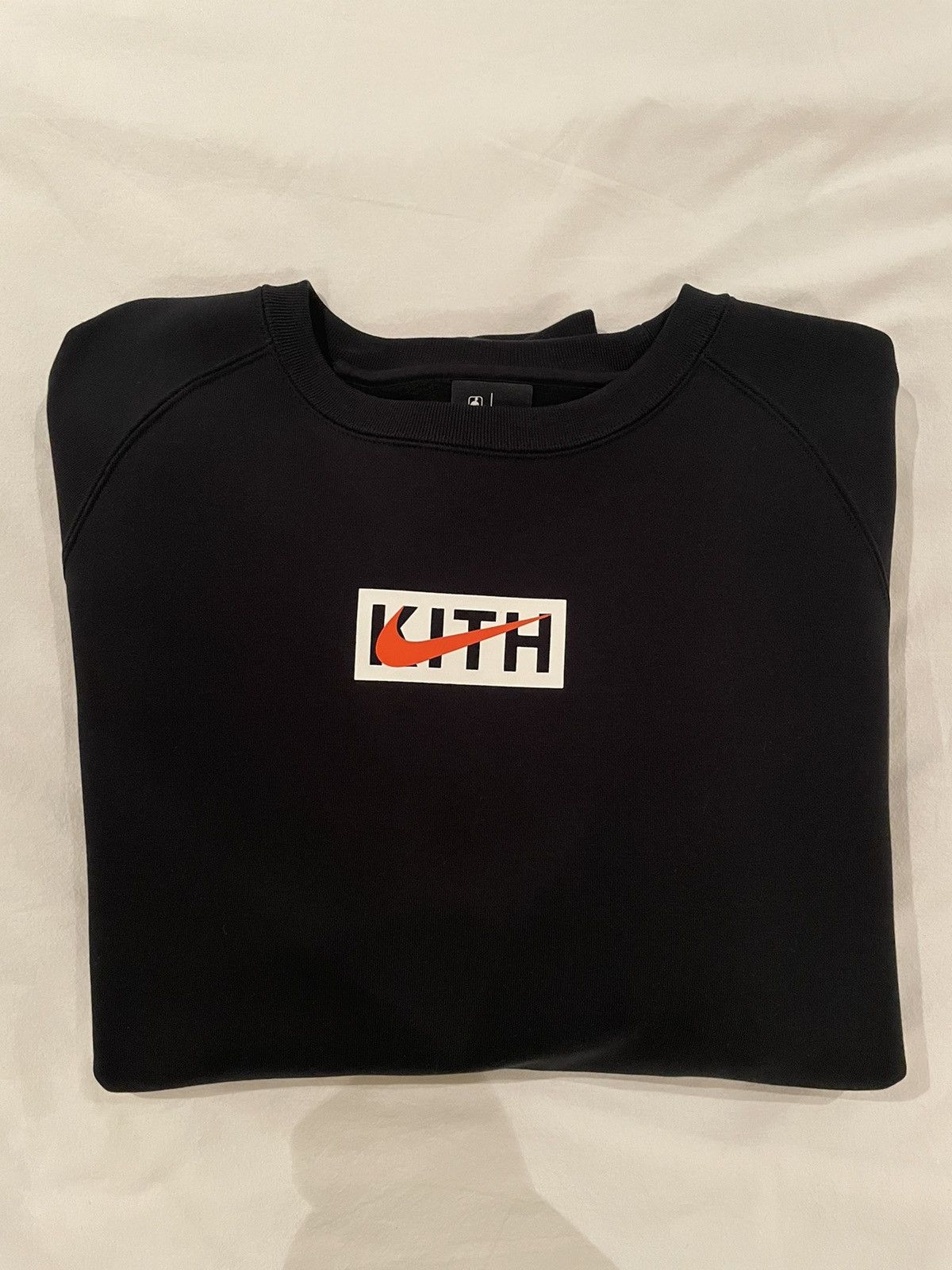 image of Kith x Nike X New York Knicks Box Logo Crewneck Size XL in Black, Men's