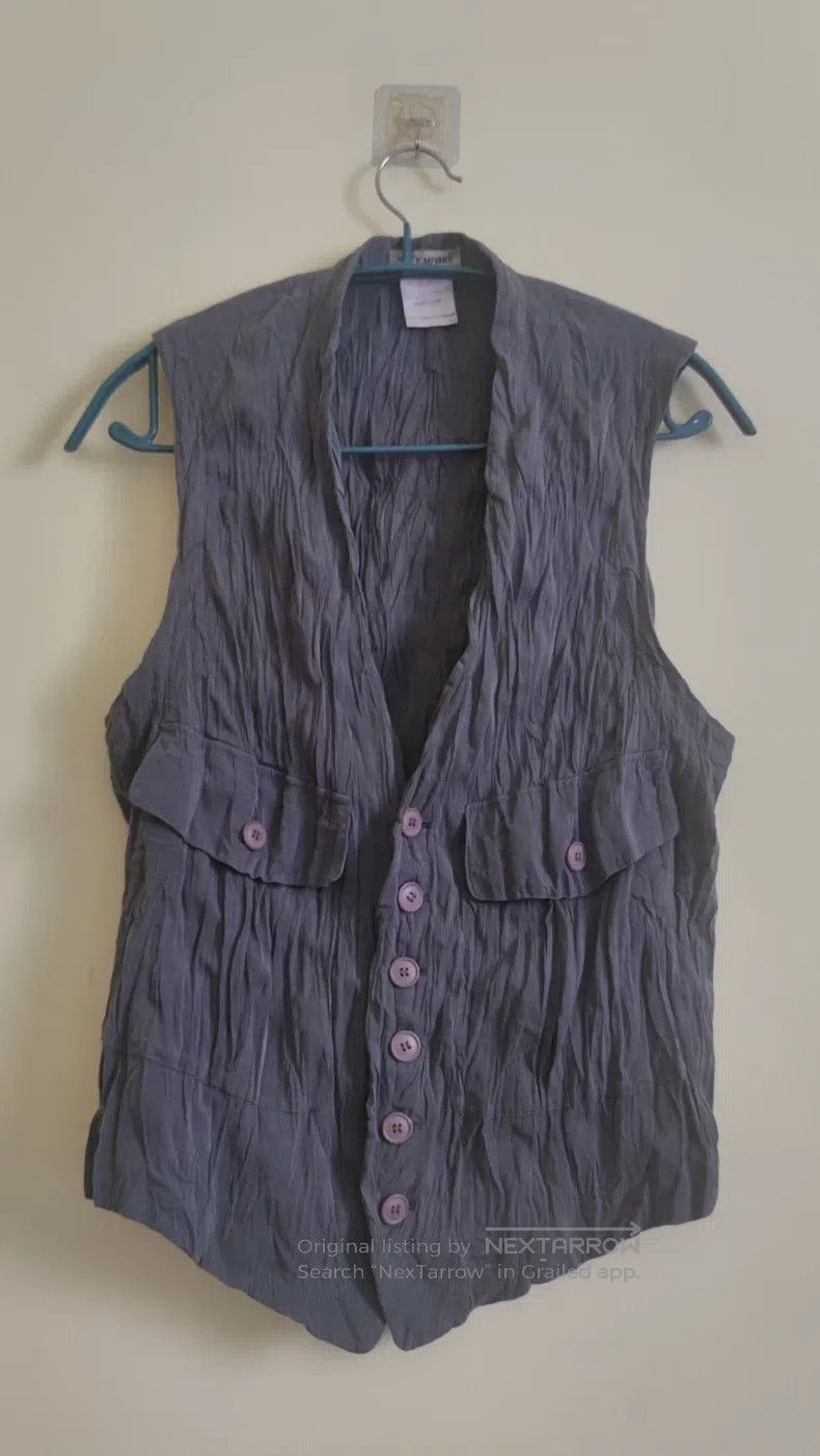 Issey Miyake Issey Miyake Main Line Pleated Vest Size M / US 6-8 / IT 42-44 - 1 Thumbnail