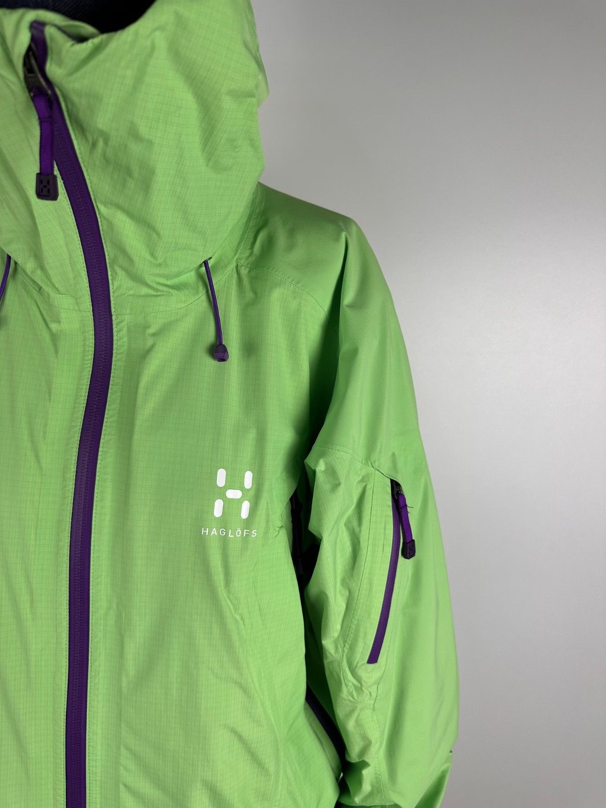 Haglofs Haglofs Chute Gore Tex Ski Jacket Women Green Purple Size M Size M / US 6-8 / IT 42-44 - 2 Thumbnail
