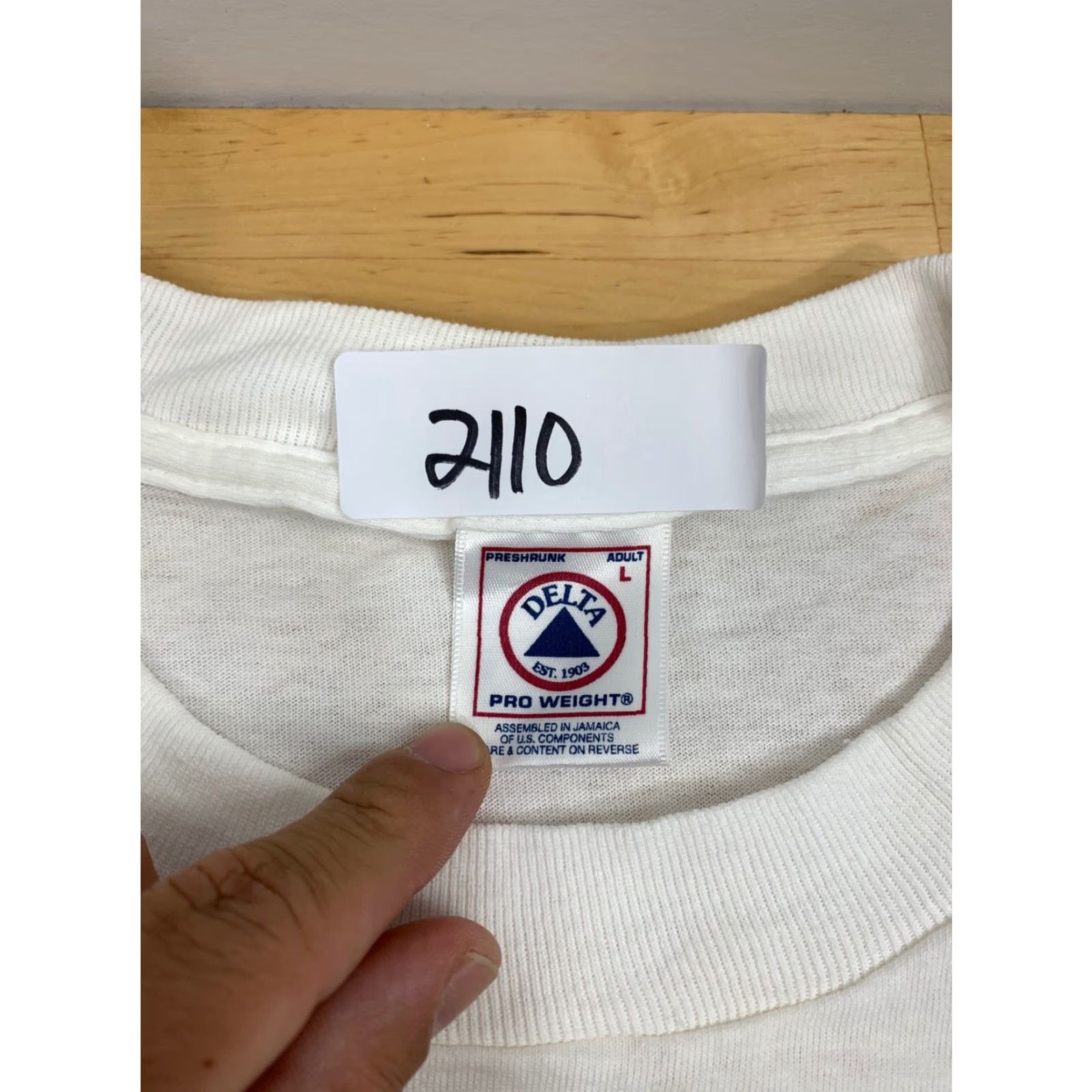 Delta Delta Graphic Tee White Short Sleeve Mens L Crew Neck Logo Dad Pattern Solid 2110 00 Size US 33 - 4 Thumbnail