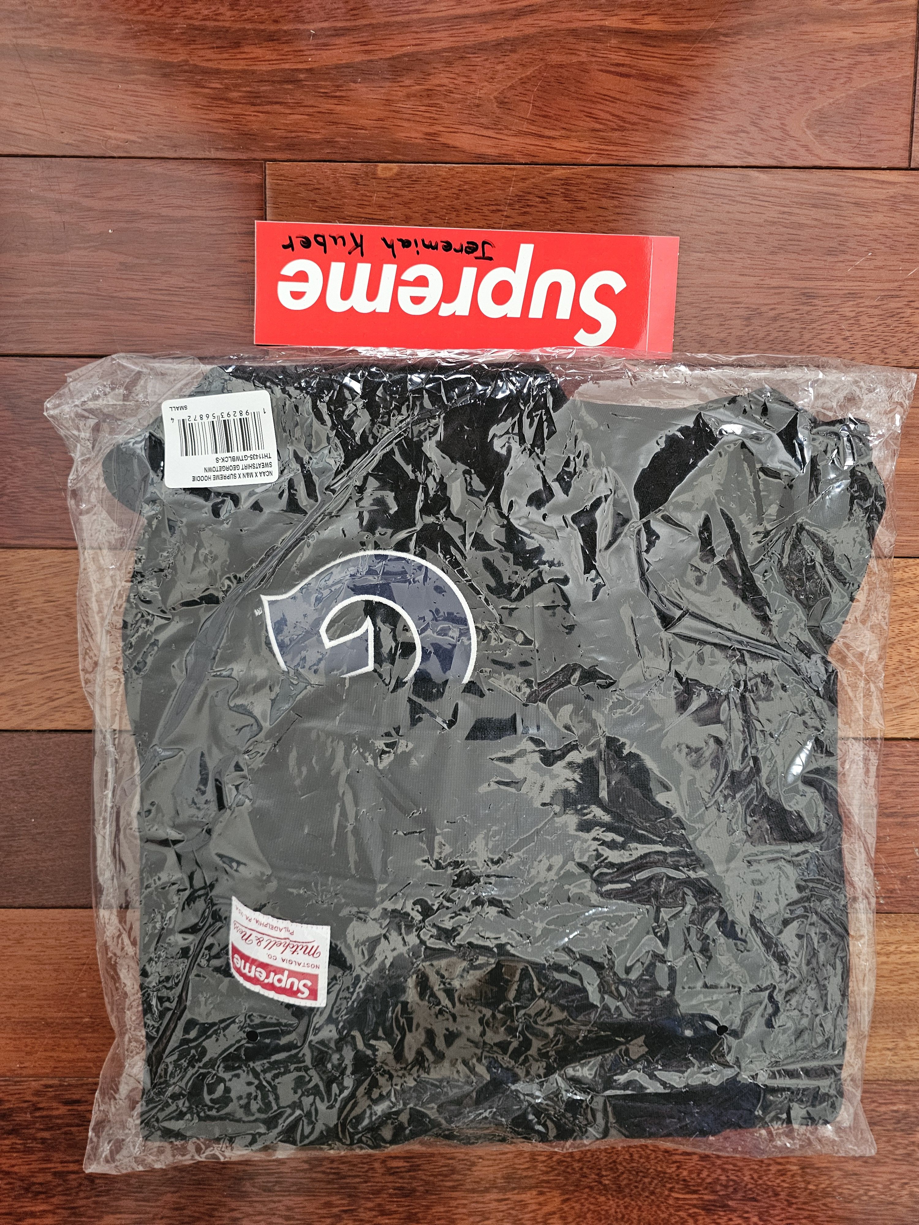 Mitchell & Ness × NCAA × Supreme Supreme NCAA Mitchell & Ness Black Hoodie FW24 Size US S / EU 44-46 / 1 - 4 Thumbnail