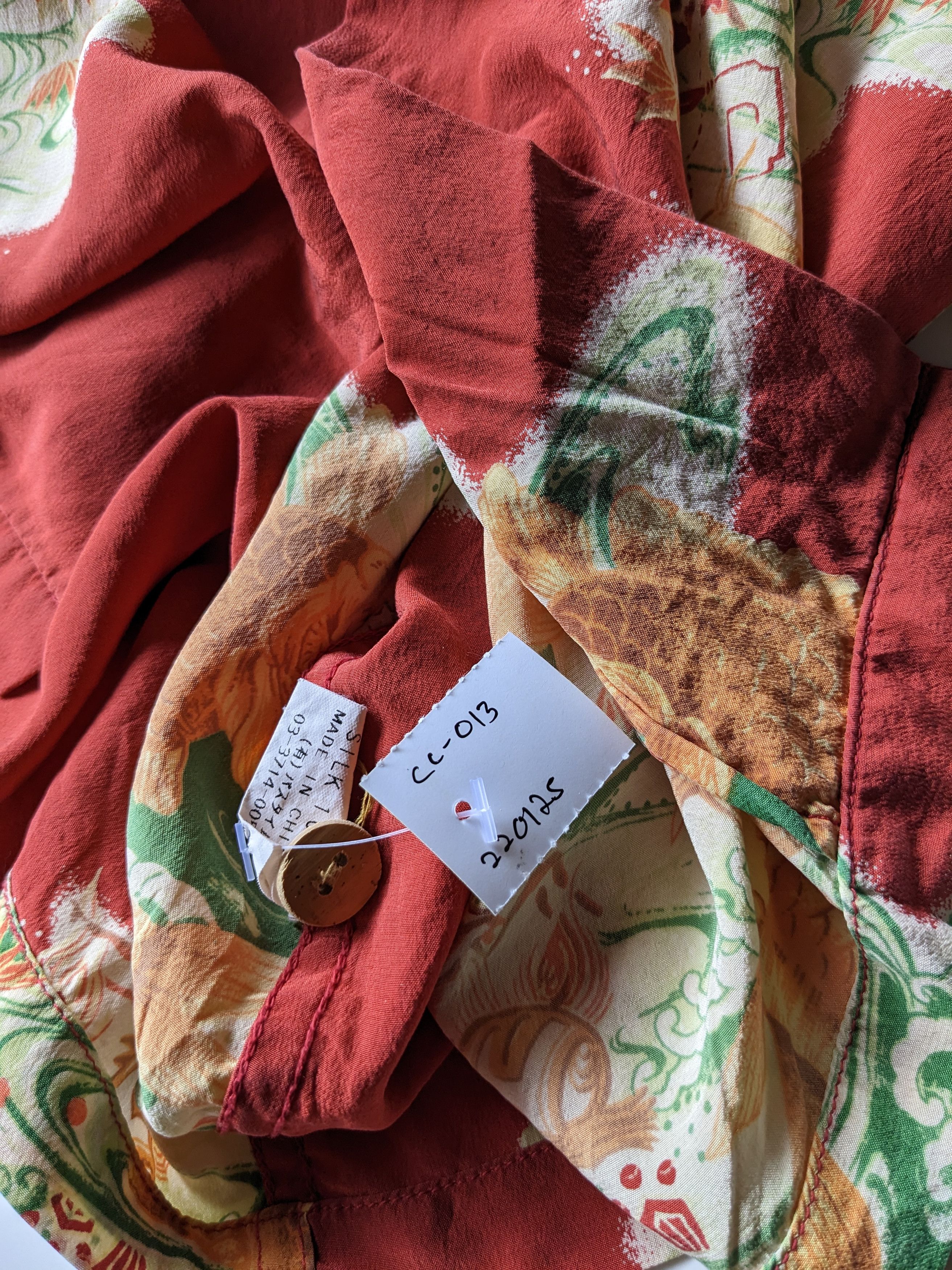 Vintage Vintage Makana Lei koi motif silk Size US L / EU 52-54 / 3 - 9 Thumbnail