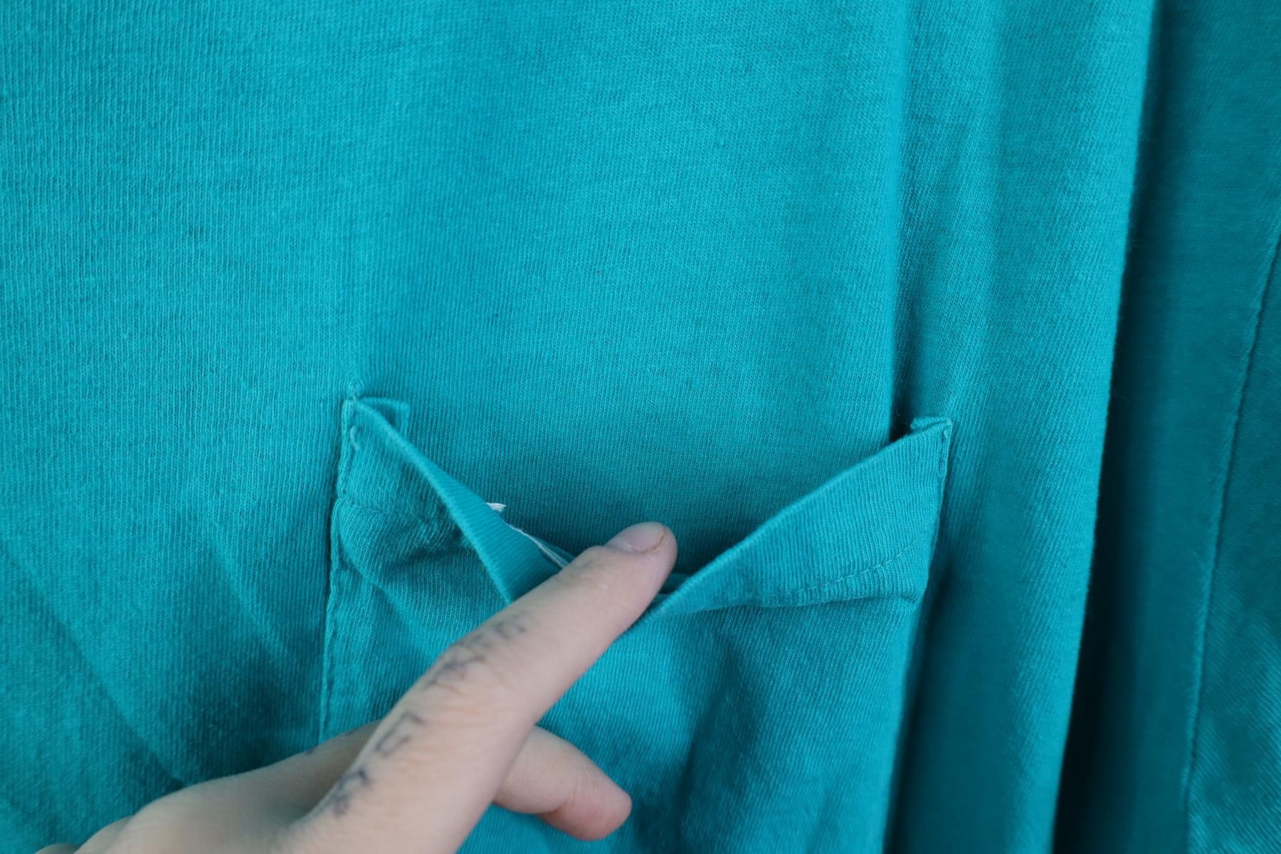 Vintage Vintage 90s Streetwear Blank Cotton Pocket T-Shirt Teal USA Size US XL / EU 56 / 4 - 6 Thumbnail