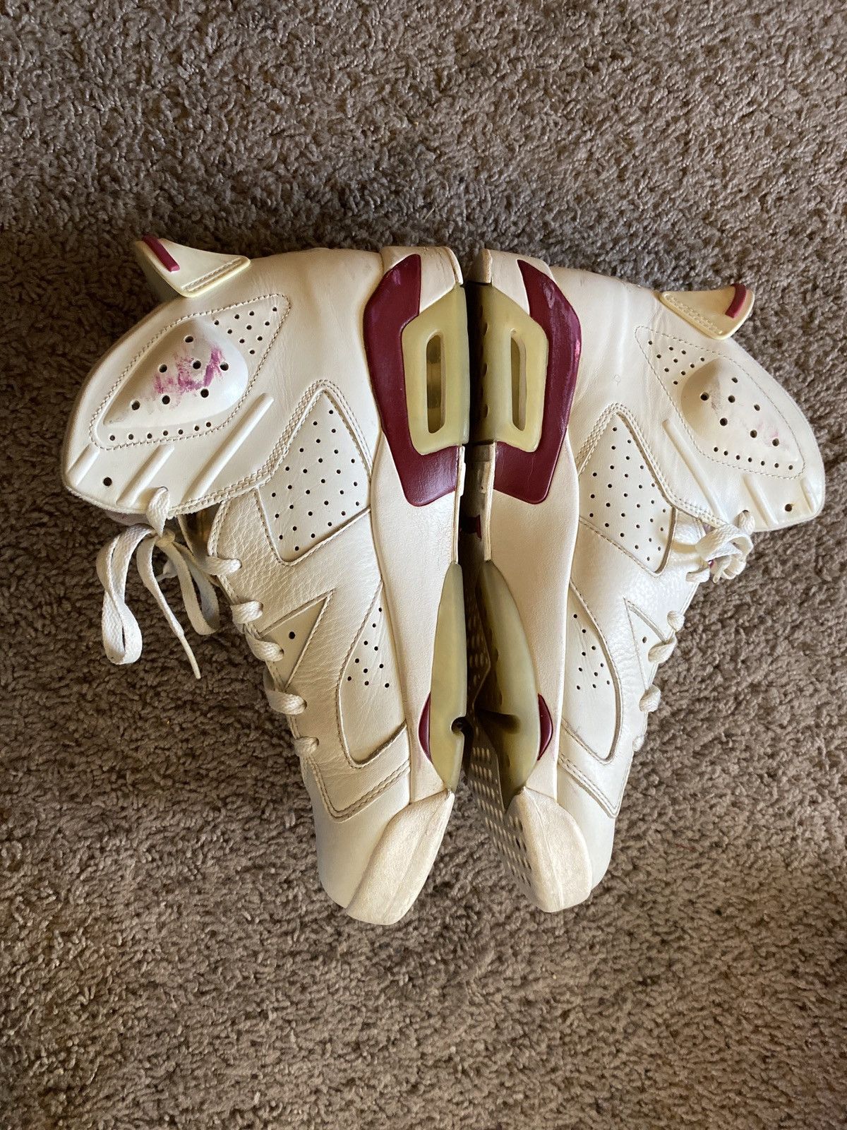 Jordan Brand × Nike Jordan Maroon 6s (2015) Size US 11 / EU 44 - 2 Thumbnail