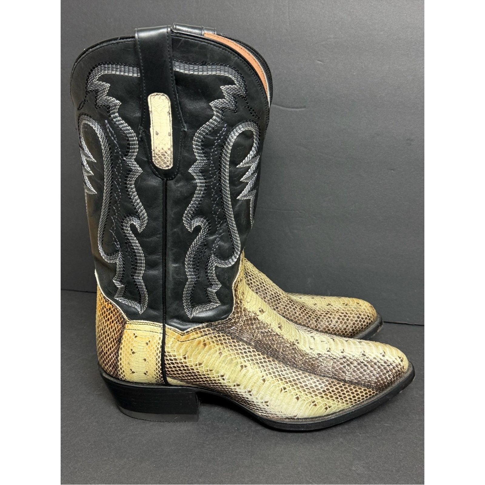 Dan Post Dan Post Exotic Python Men Size 9.5 D Snakeskin Cowboy Boots Size US 9.5 / EU 42-43 - 1 Thumbnail
