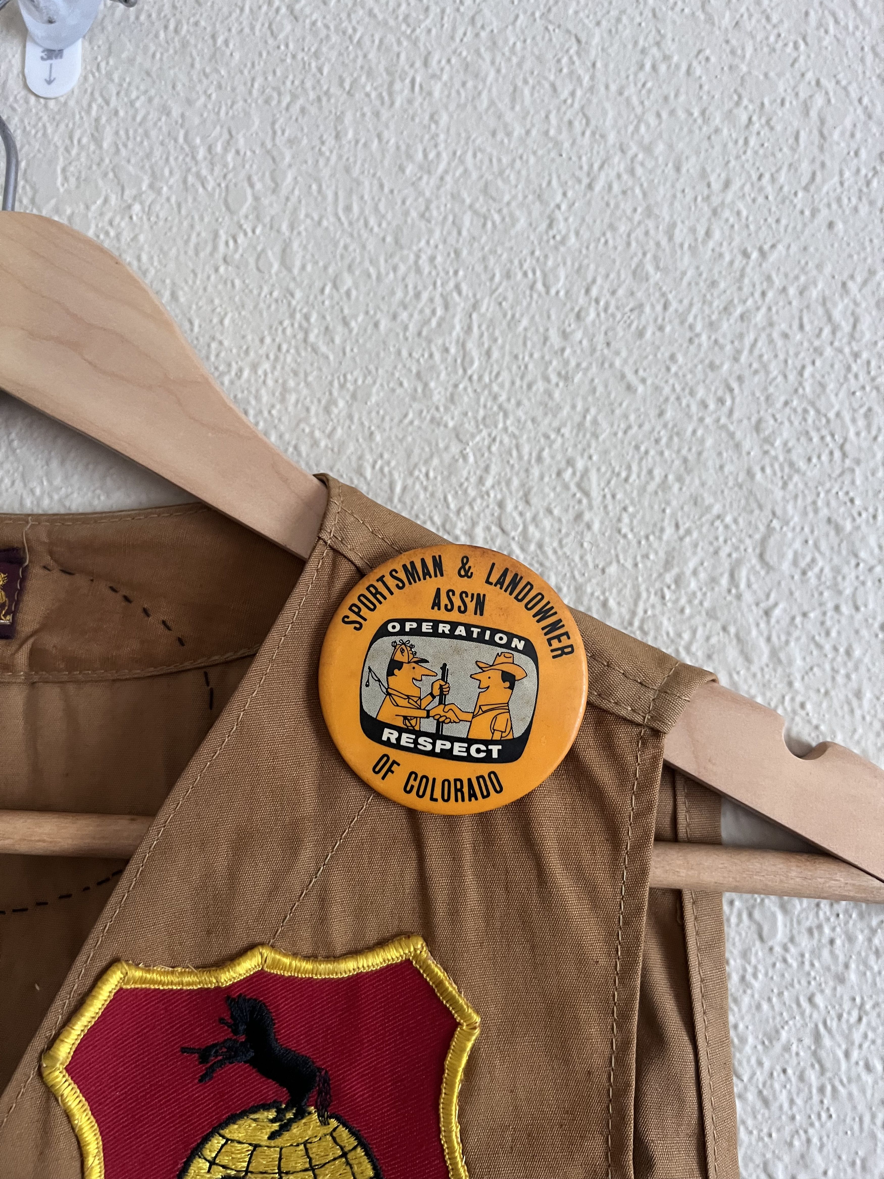 Vintage Vintage 80s Hunting Vest with Patches and Pins Size US L / EU 52-54 / 3 - 2 Thumbnail
