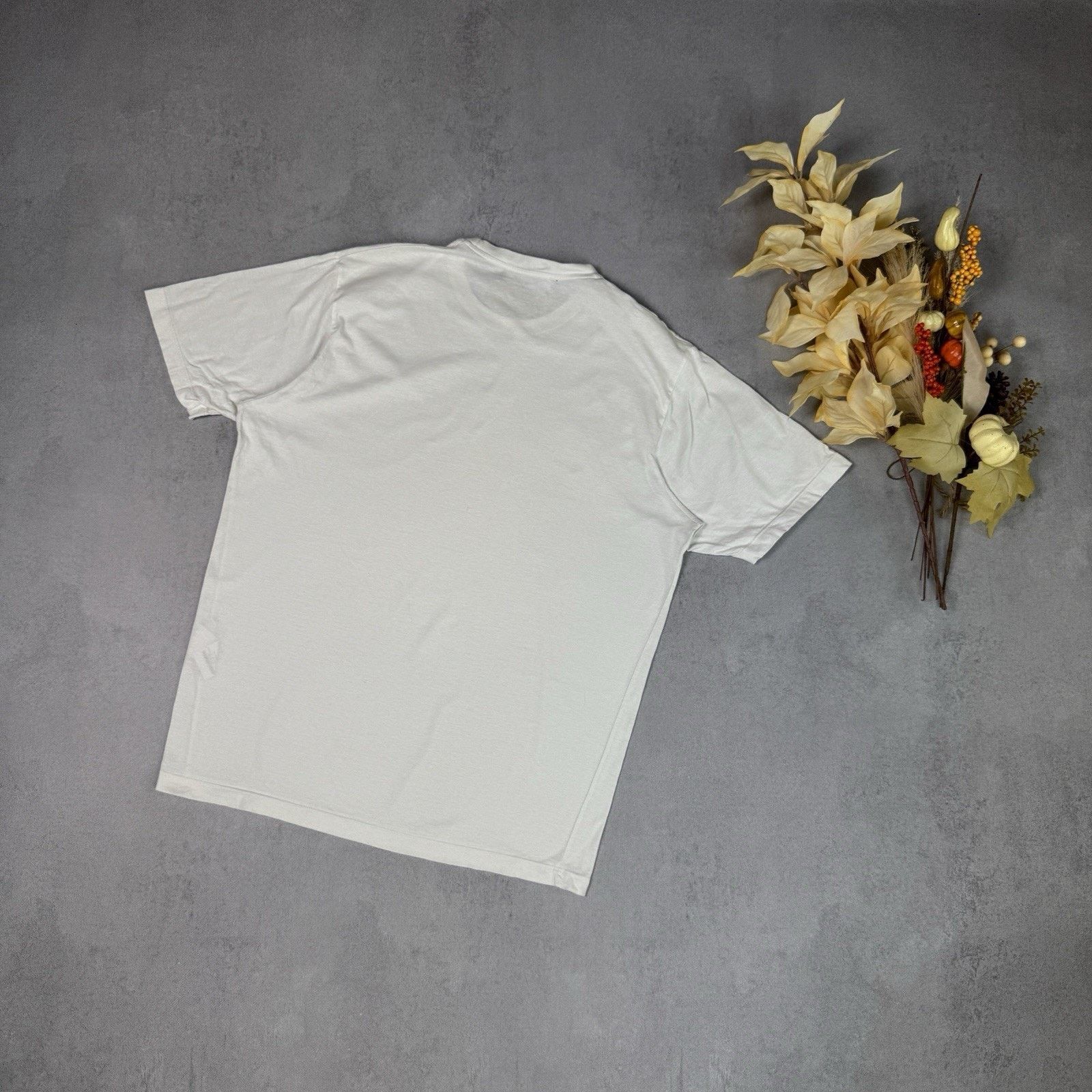 Dsquared2 Vintage Dsquared2 Big Logo T Shirt White Size XL Size US XL / EU 56 / 4 - 16 Thumbnail