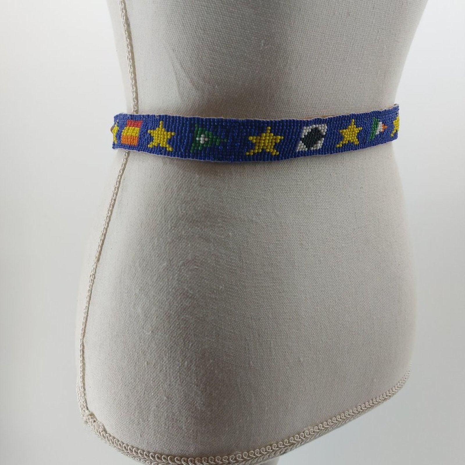 Other CDE womens Hand Beaded Yellow Star Flags Leather Tips 28 Size ONE SIZE - 9 Thumbnail