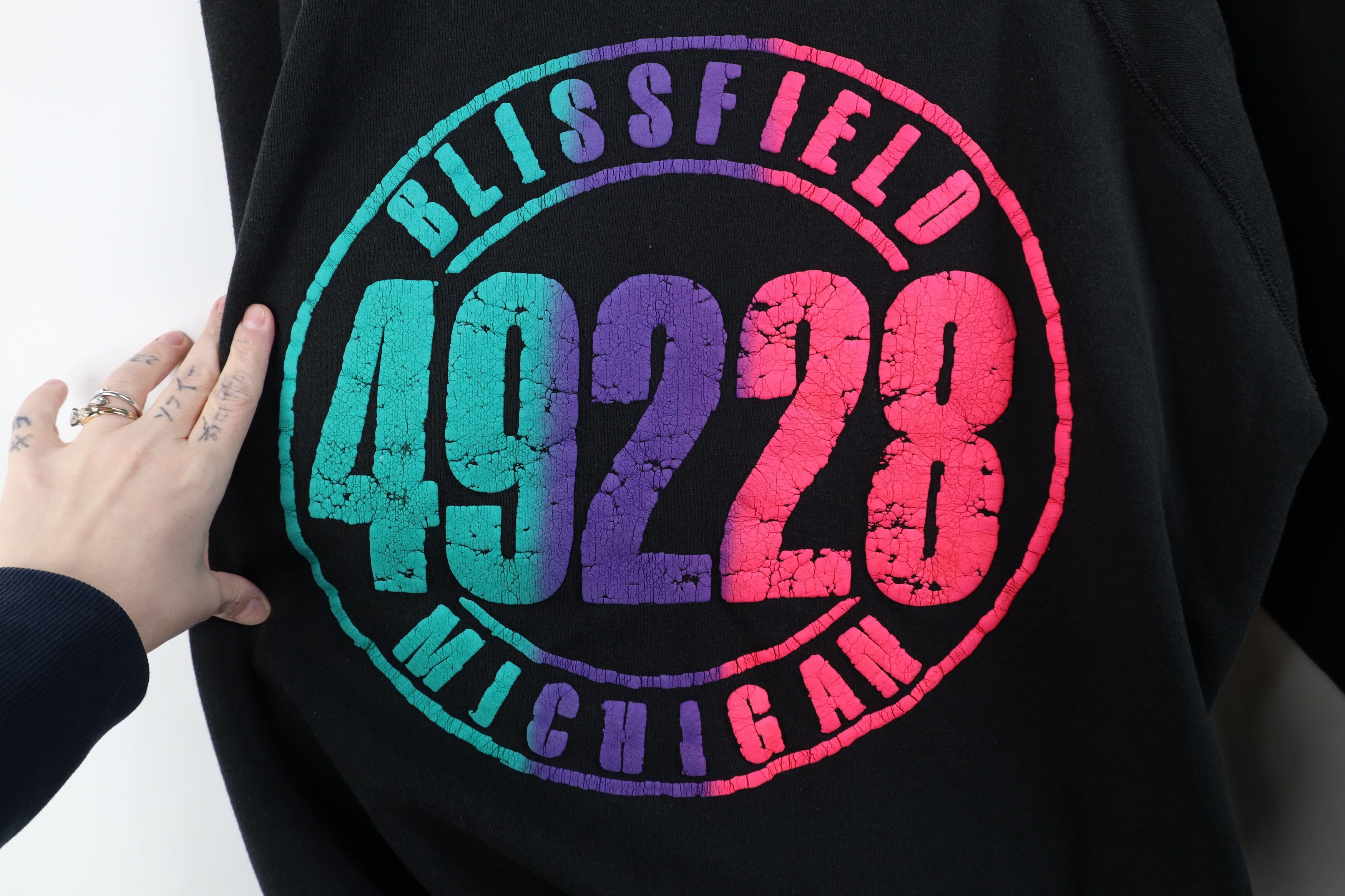 Vintage Vintage 90s Blissfield Michigan Crewneck Sweatshirt USA Size XL / US 12-14 / IT 48-50 - 4 Thumbnail